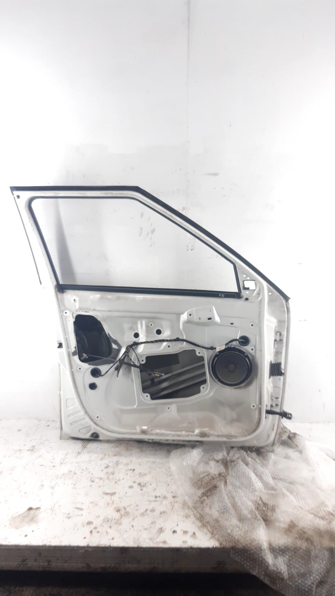 Puerta delantera izquierda SKODA FABIA 2