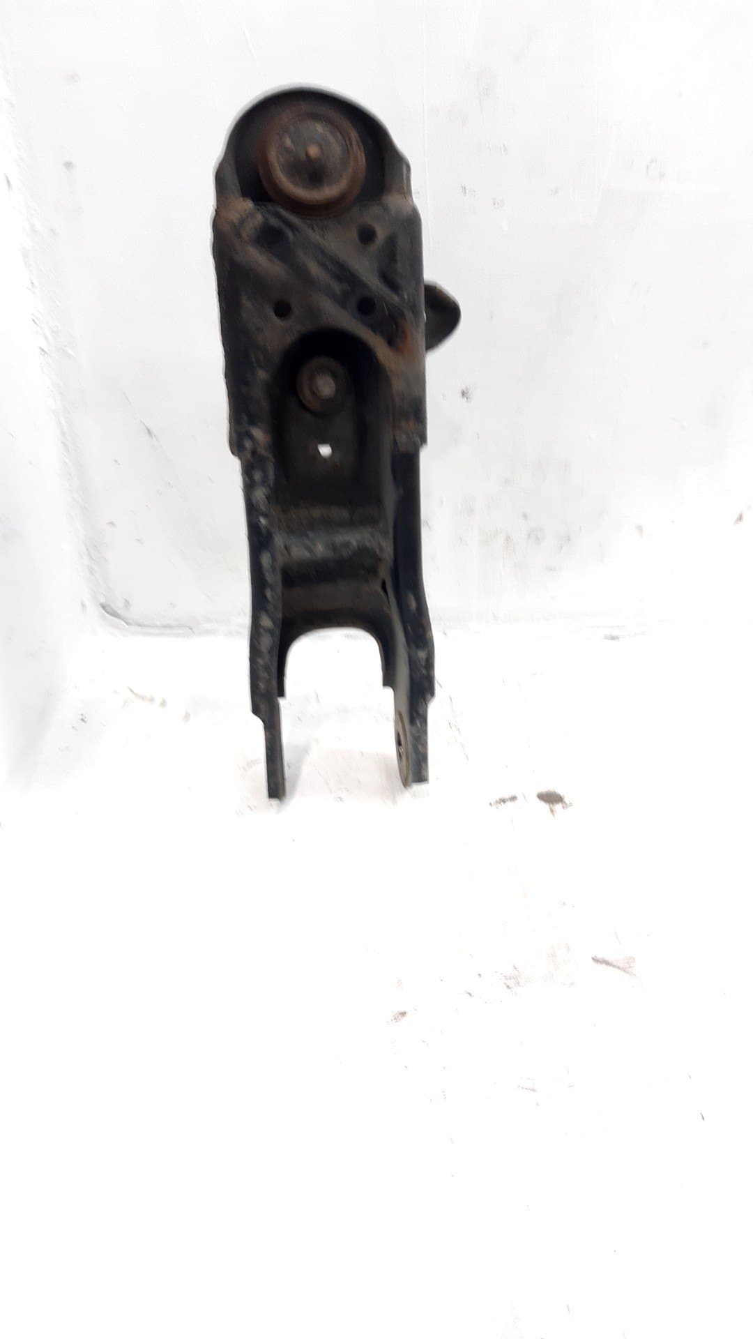 Brazo suspension inferior delantero derecho NISSAN PICK-UP (D22) 2