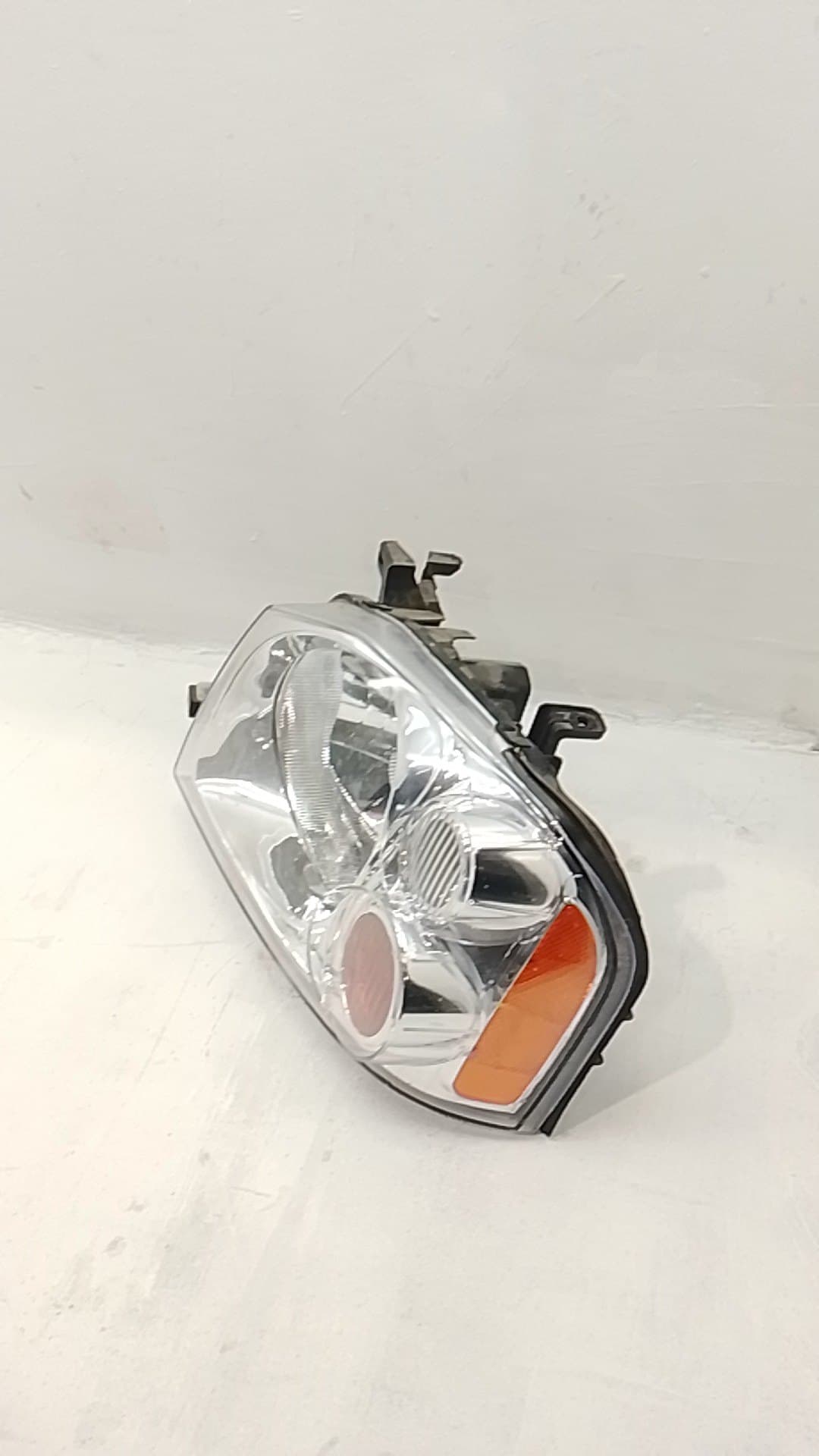 Faro izquierdo NISSAN PICK-UP (D22) 5