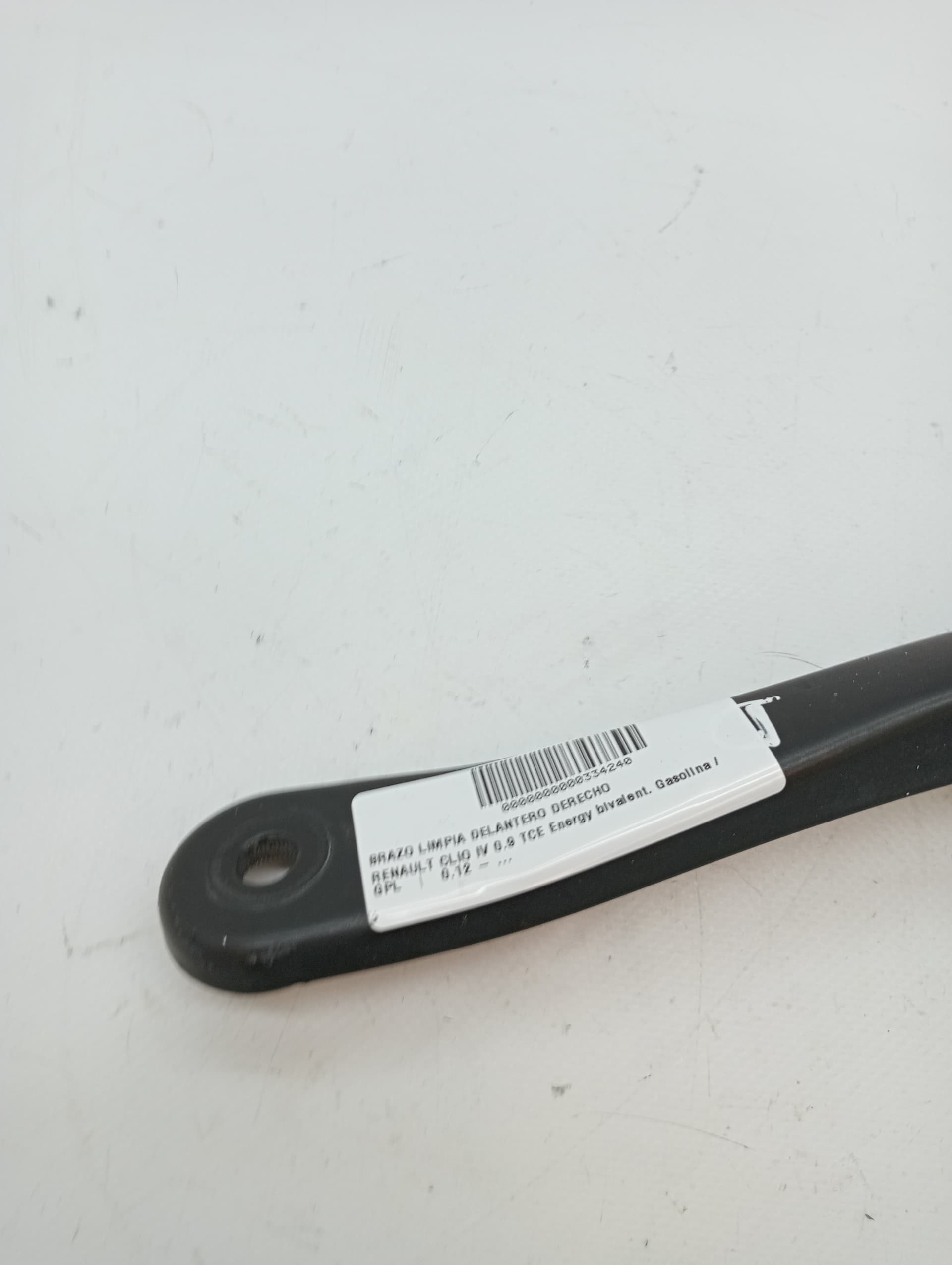 Brazo limpia delantero derecho RENAULT CLIO IV 2