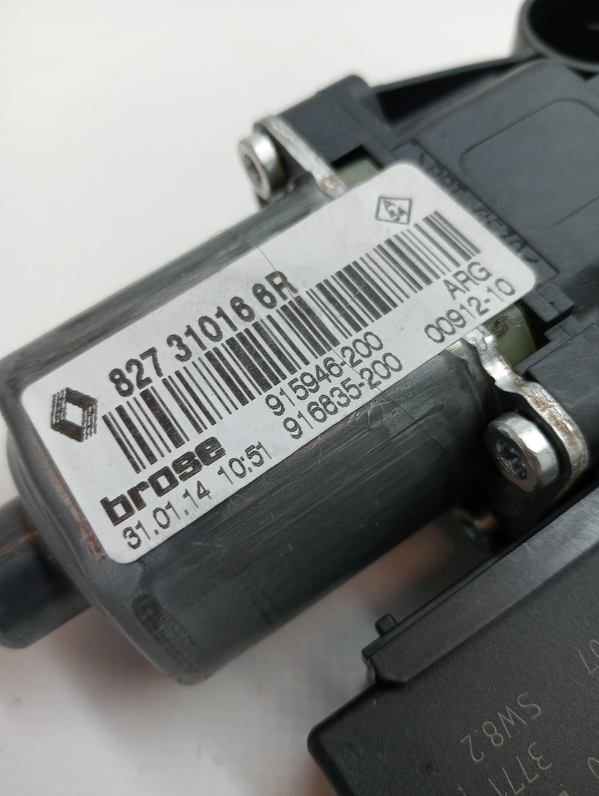 Motor elevalunas trasero izquierdo RENAULT MEGANE IV GRANDTOUR 2