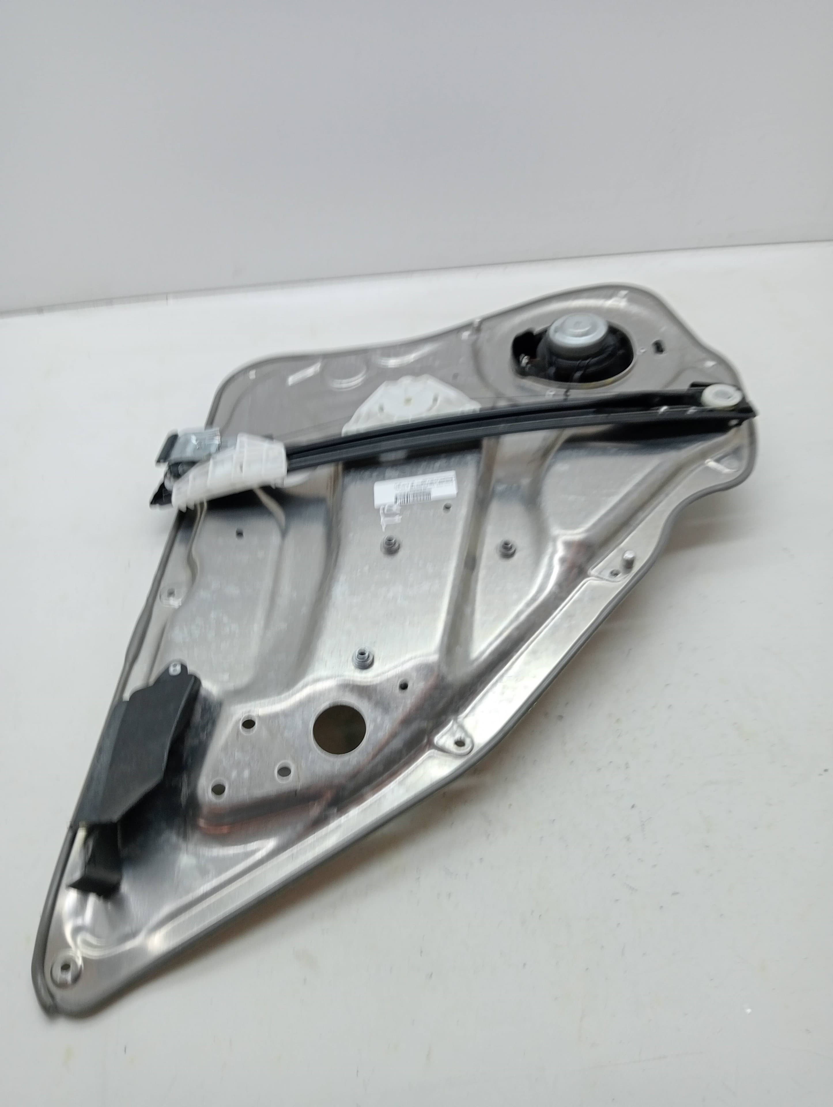 Elevalunas trasero derecho MERCEDES-BENZ CLASE C (W204) LIM.