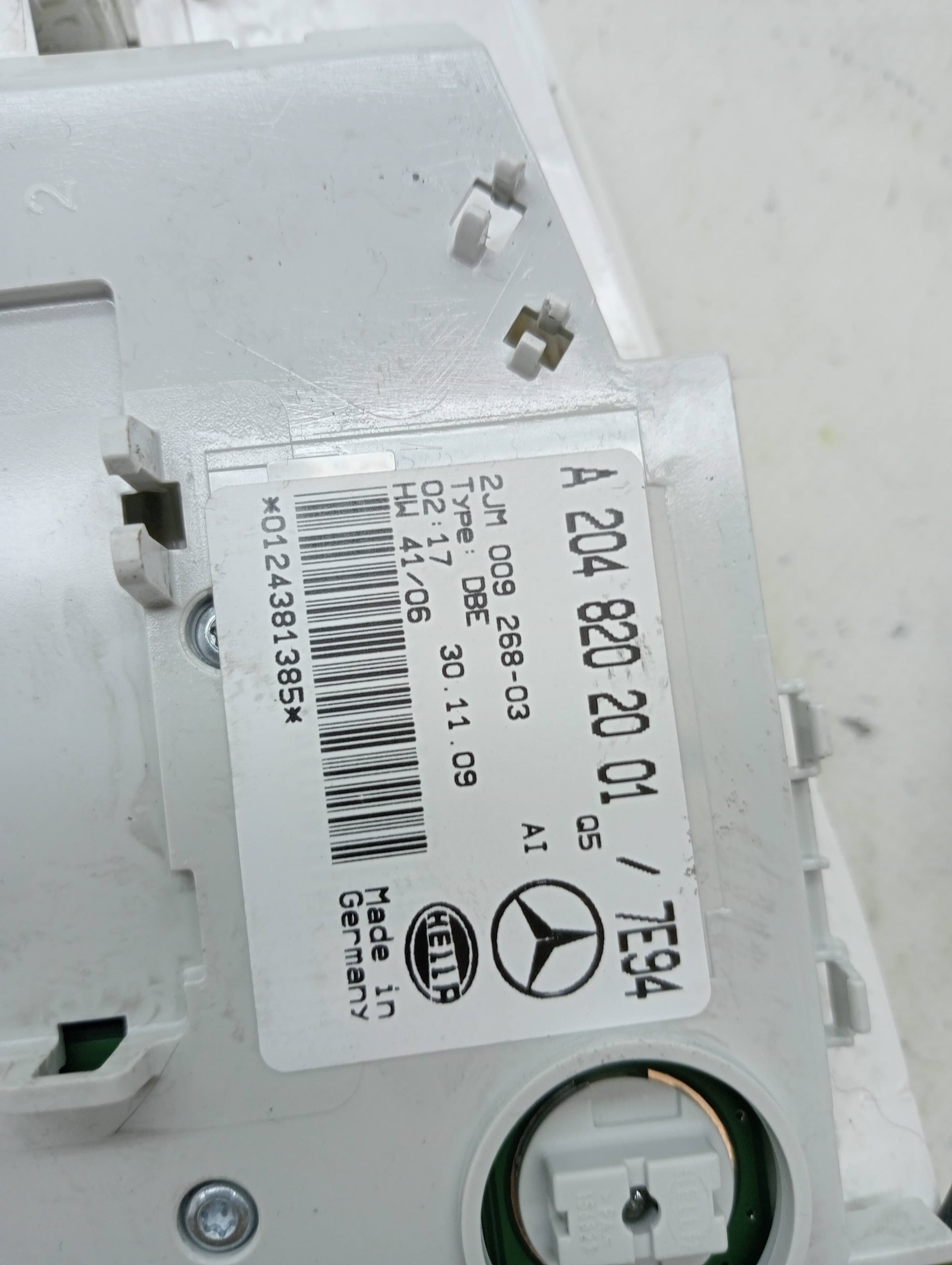 Luz interior MERCEDES-BENZ CLASE C (W204) LIM. 3