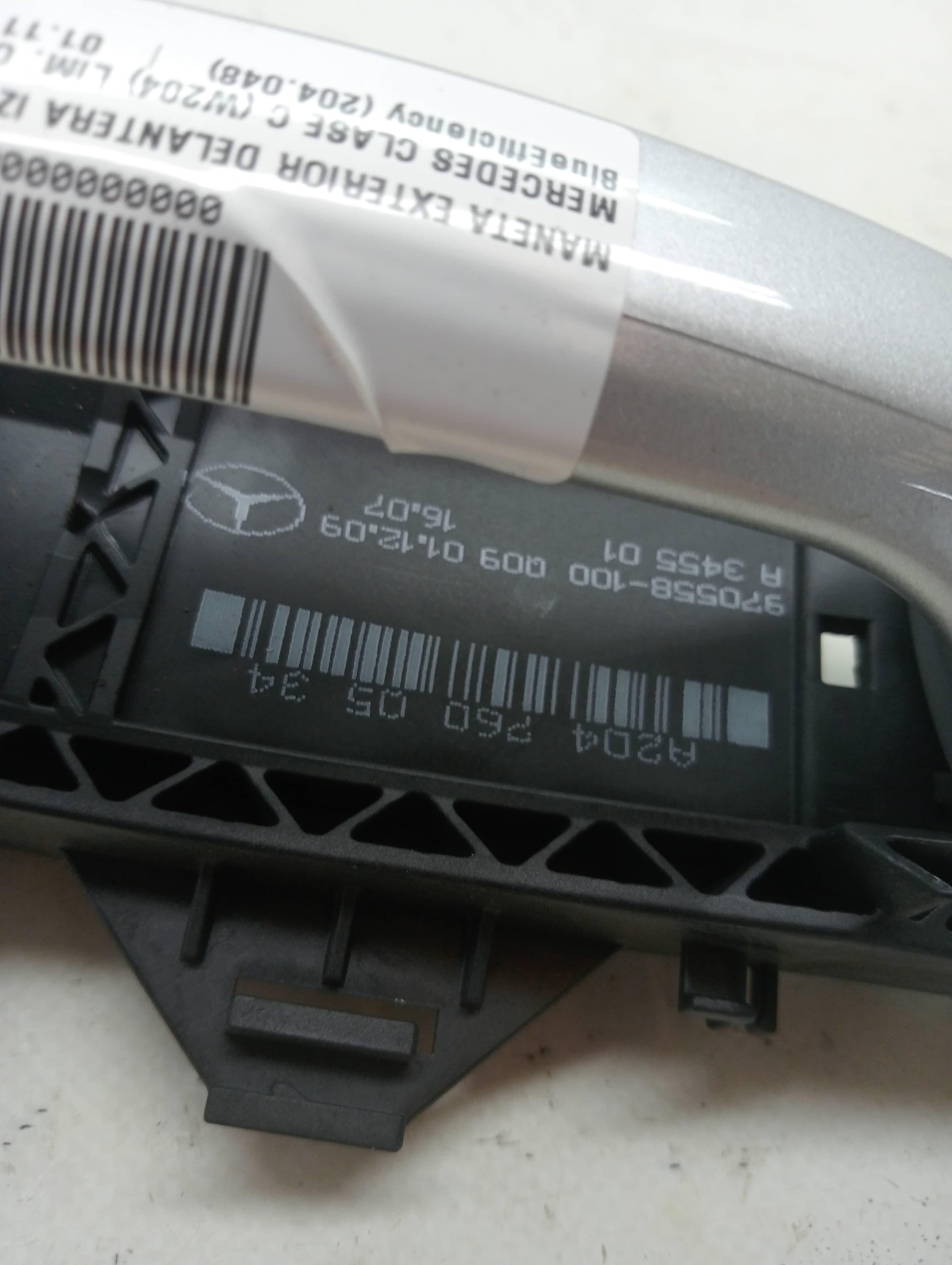 Maneta exterior delantera izquierda MERCEDES-BENZ CLASE C (W204) LIM. 3