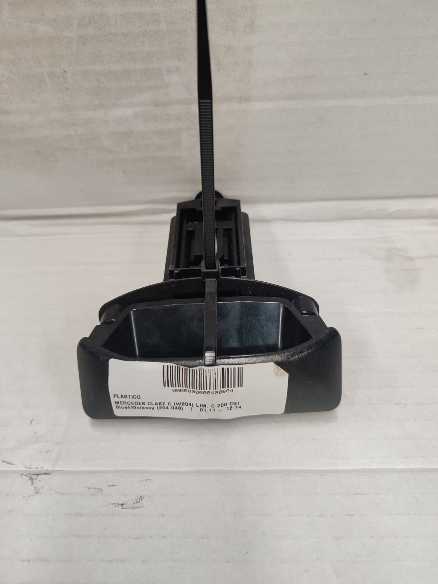 Plastico MERCEDES-BENZ CLASE C (W204) LIM. 4
