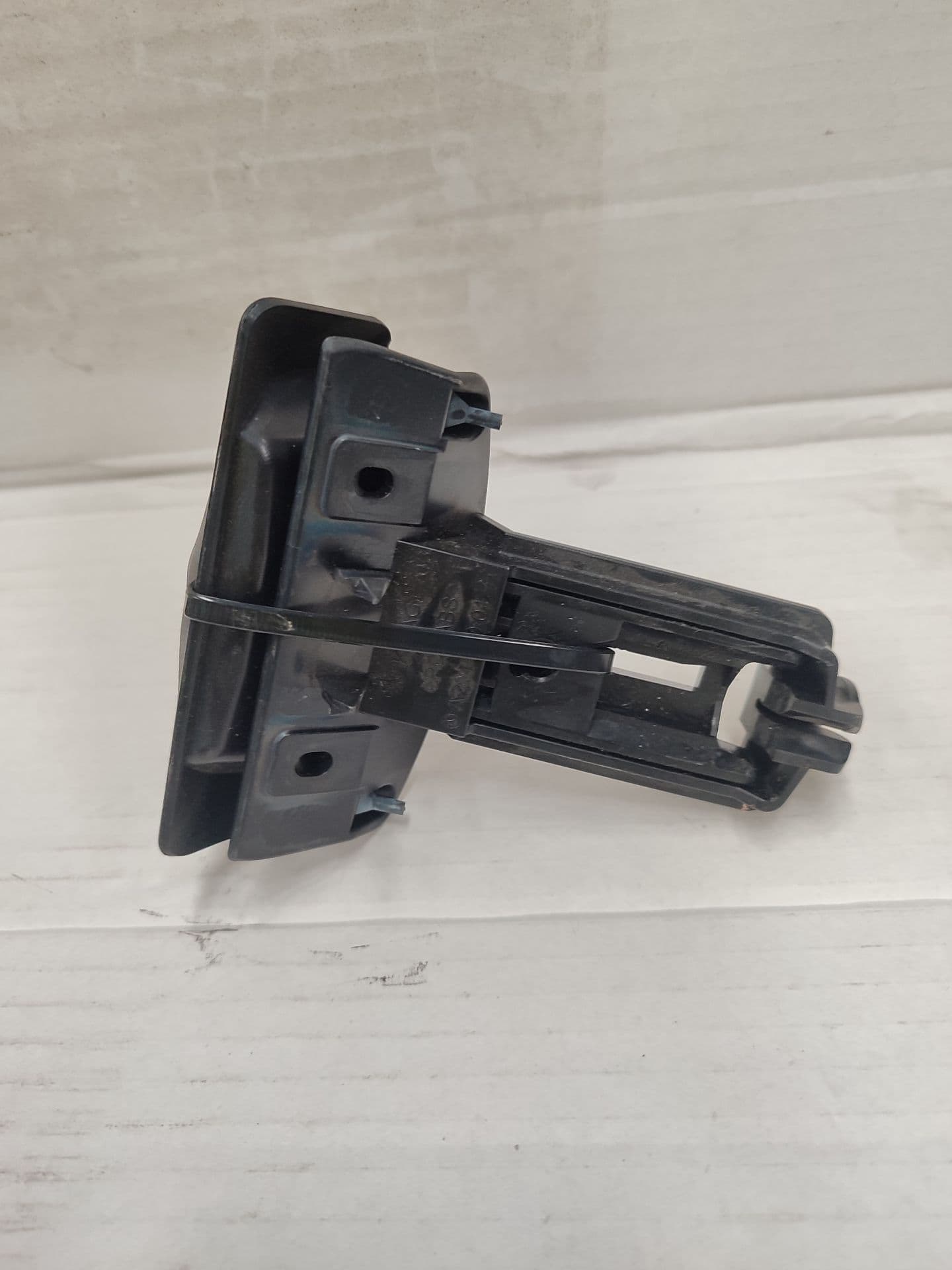 Plastico MERCEDES-BENZ CLASE C (W204) LIM. 3