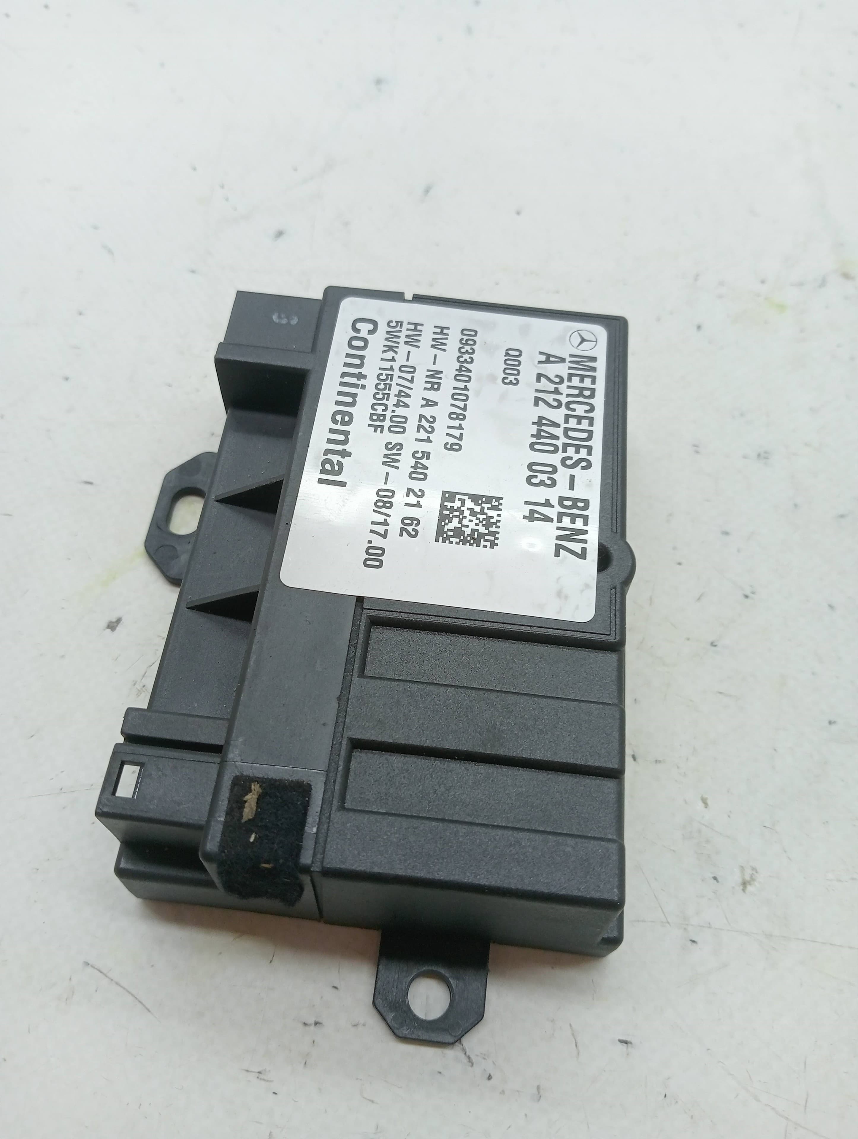 Modulo electronico MERCEDES-BENZ CLASE C (W204) LIM. 3