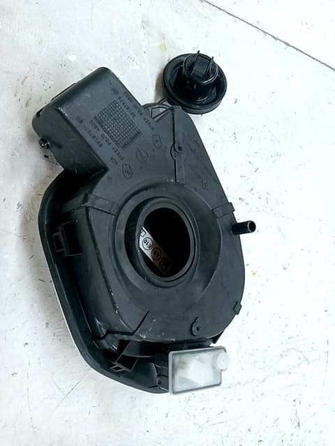 Tapa exterior combustible OPEL CORSA E
