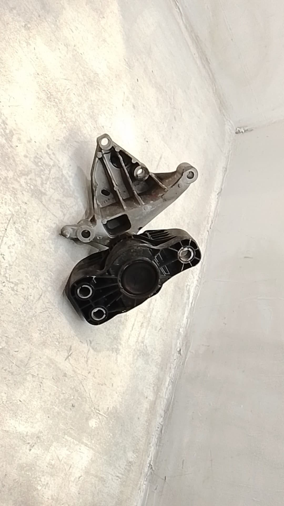 Soporte motor derecho RENAULT KADJAR