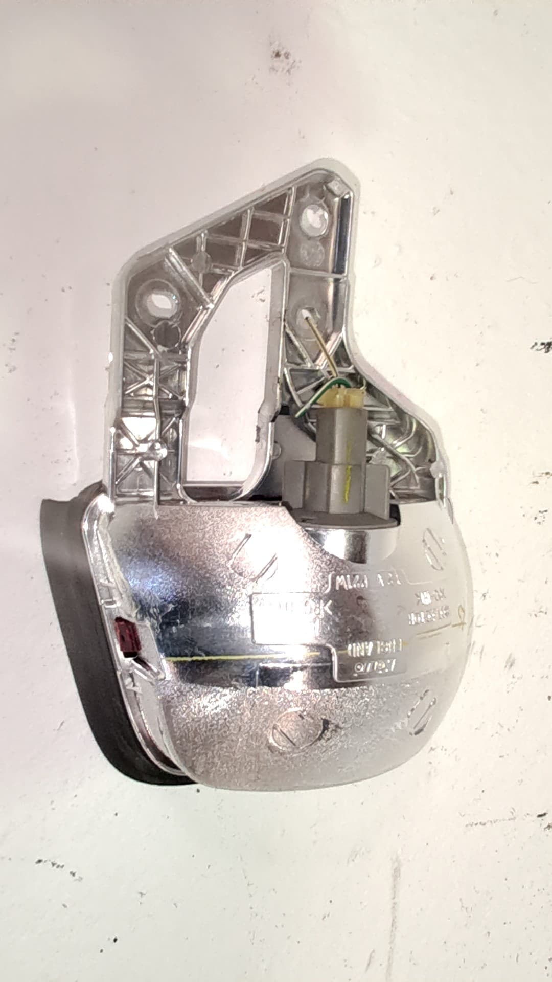 Faro antiniebla trasero derecho TOYOTA AVENSIS (_T25_) 2