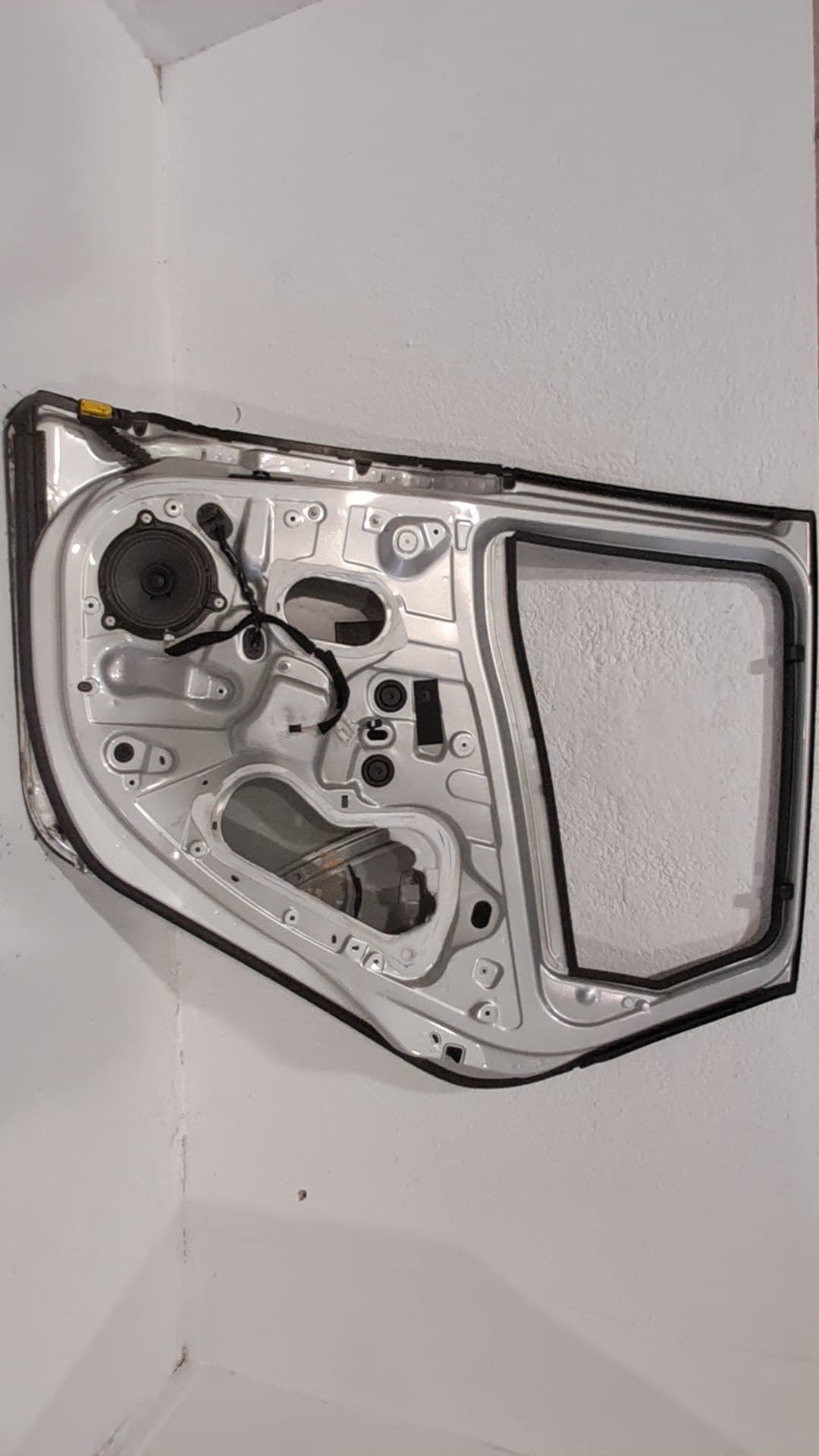 Puerta trasera derecha RENAULT SCENIC IV 2