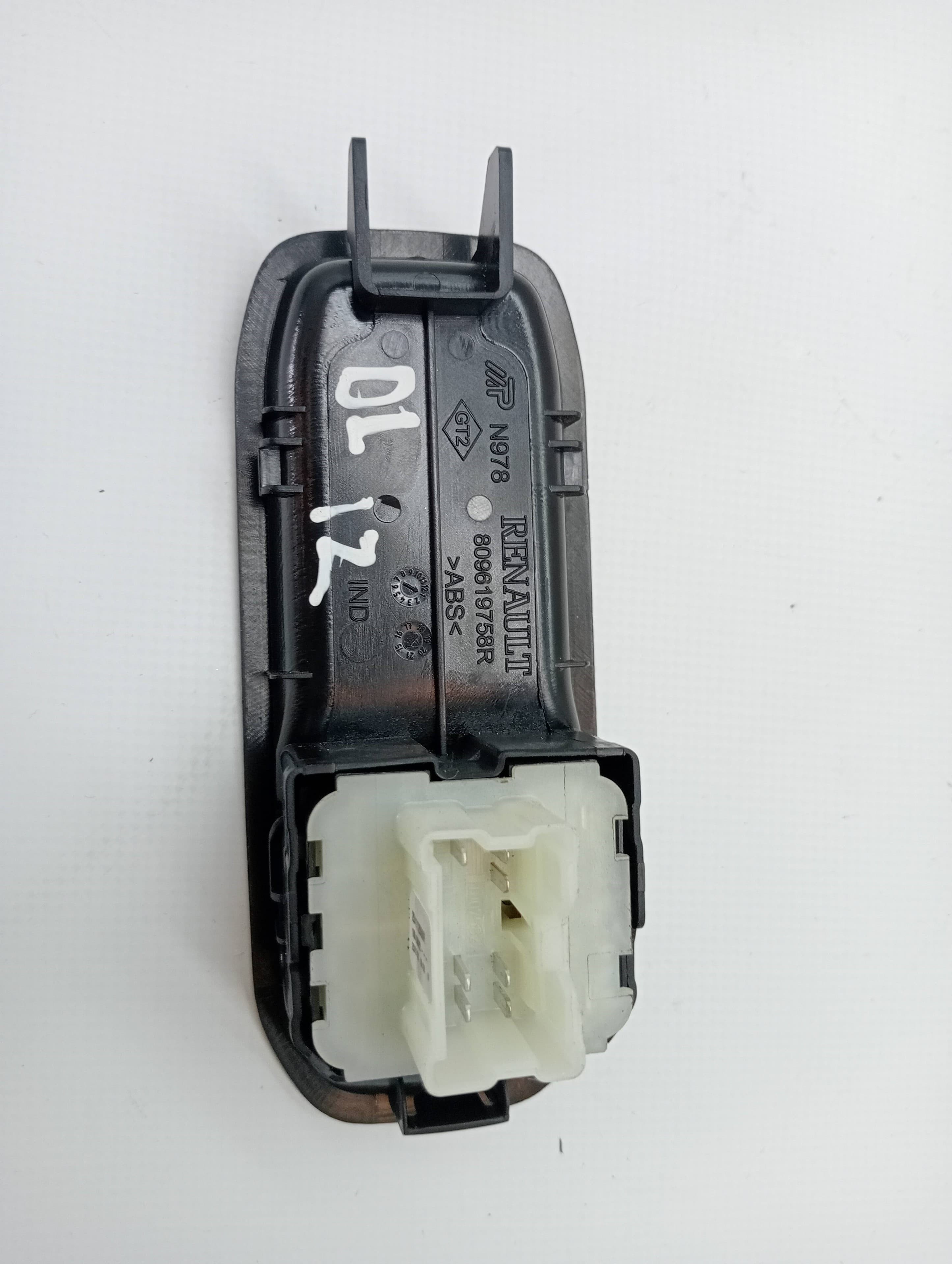 Mando elevalunas delantero izquierdo DACIA DUSTER 2
