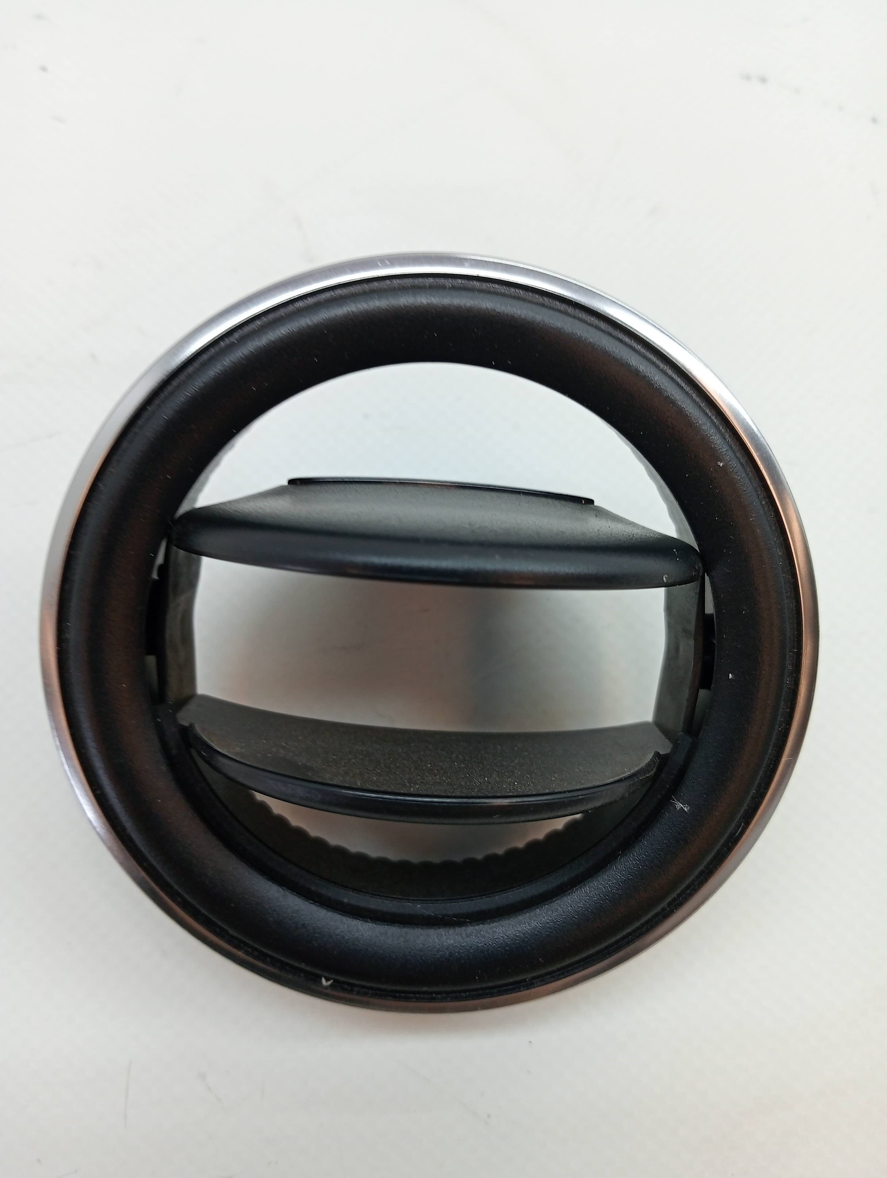 Recambio DACIA DUSTER ref. 687603931R