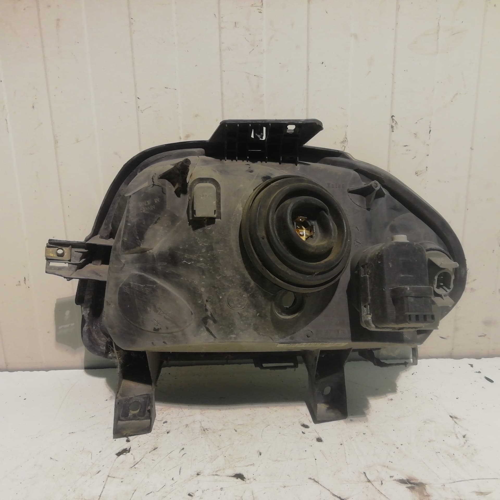 Faro derecho RENAULT CLIO II FASE II (B/CB0) 3