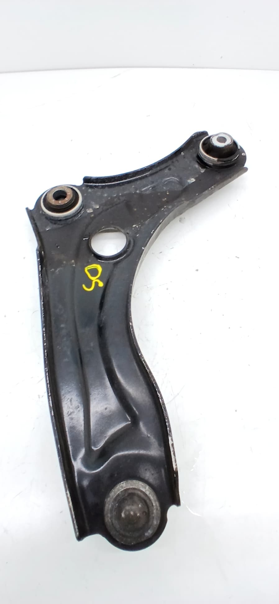 Brazo suspension inferior delantero derecho DACIA SANDERO 2