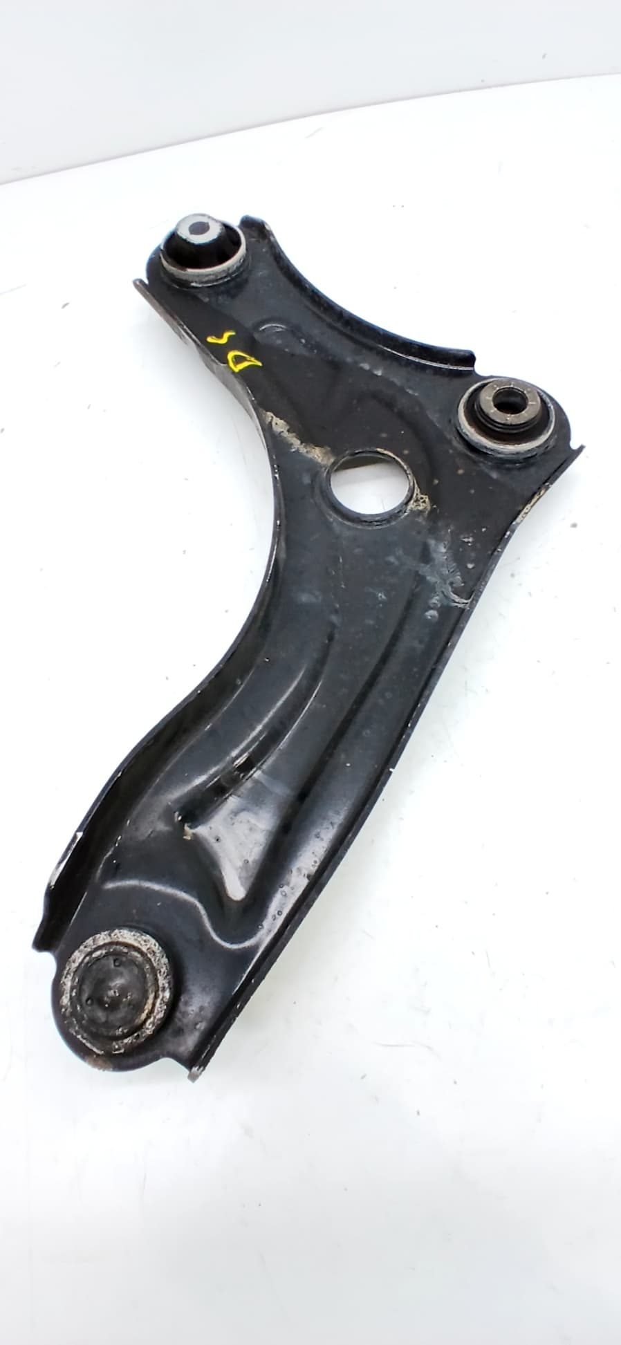 Brazo suspension inferior delantero izquierdo DACIA SANDERO 2