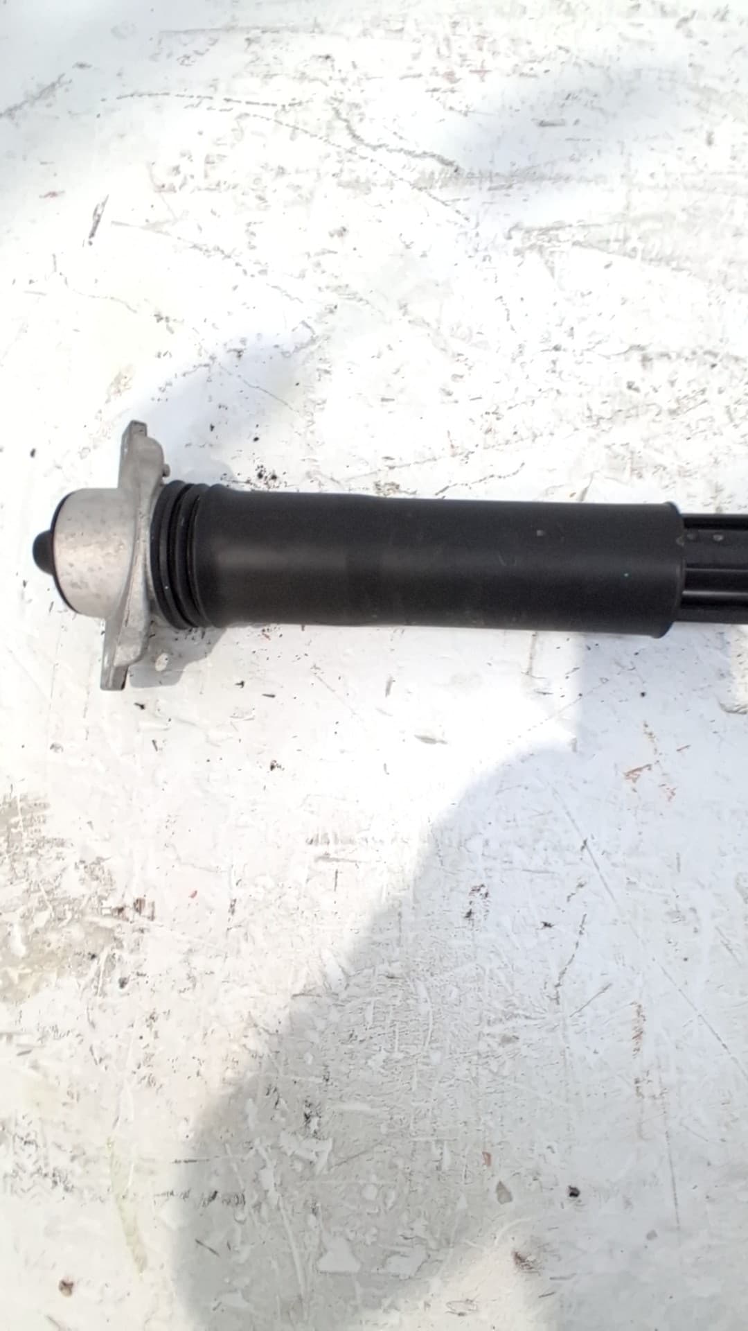 Amortiguador trasero izquierdo BYD SEAL 3