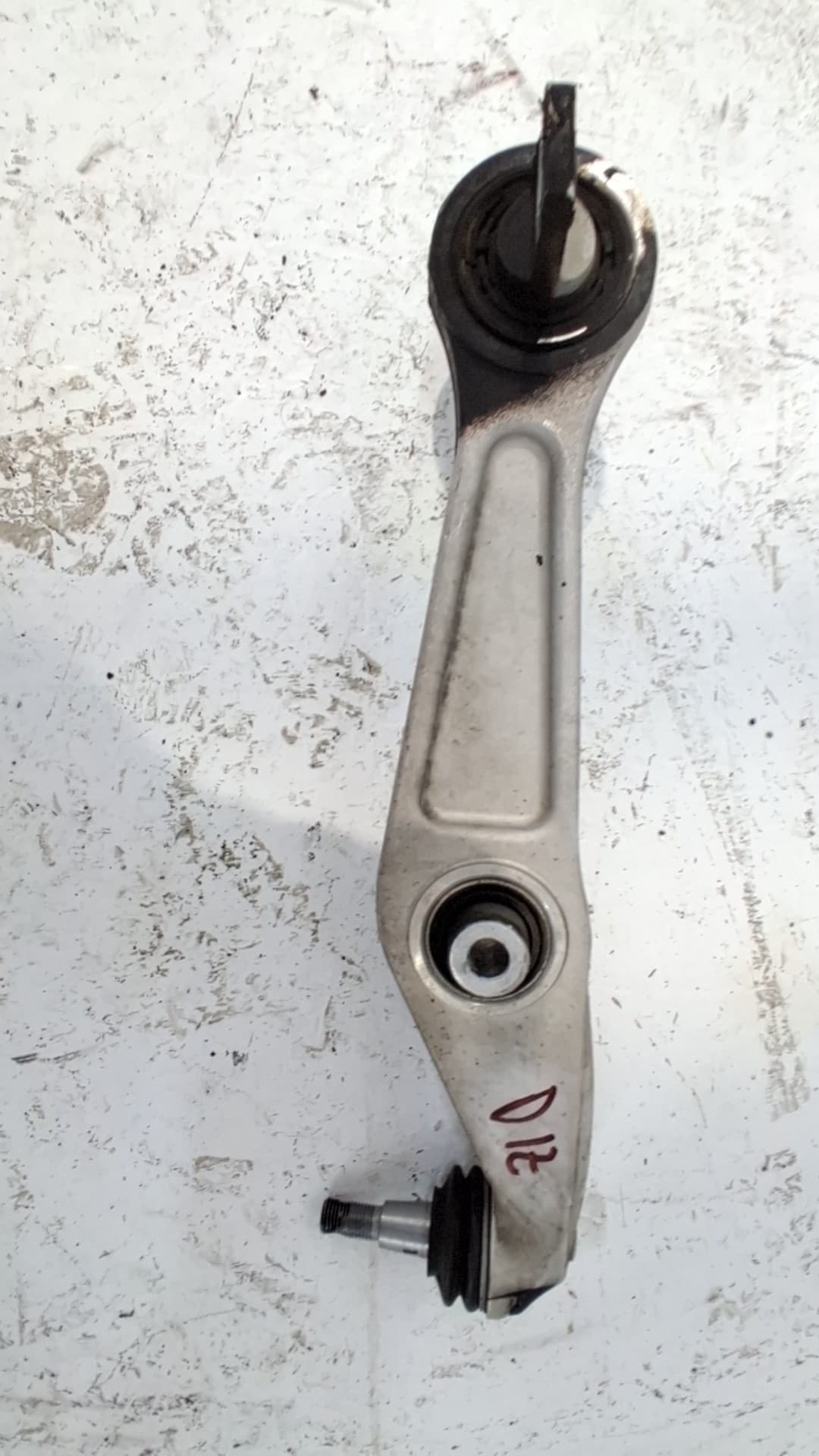 Brazo suspension inferior delantero izquierdo BYD SEAL 4