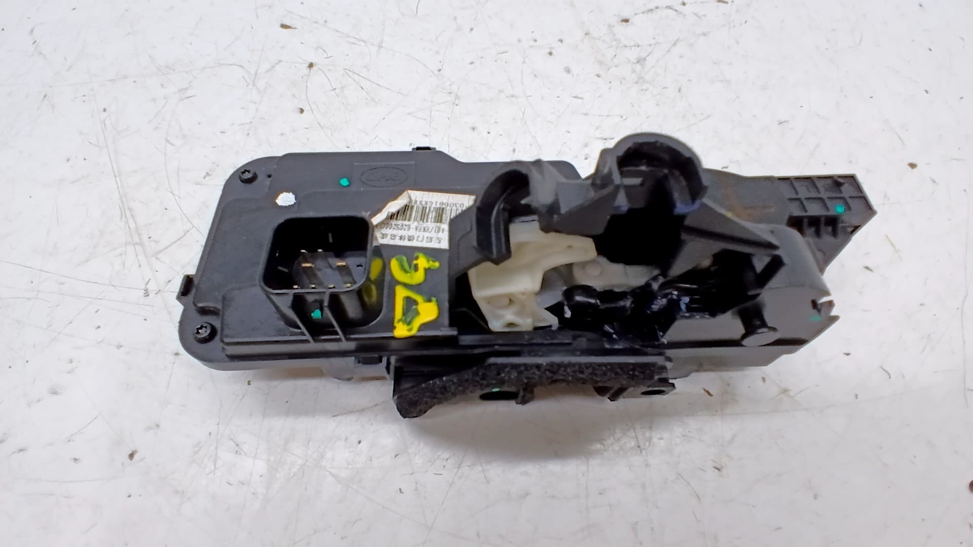 Cerradura puerta trasera izquierda BYD SEAL 4