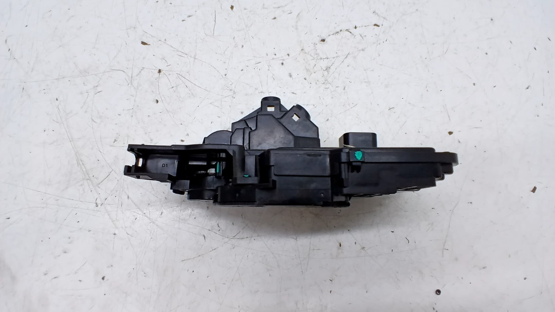 Cerradura puerta trasera izquierda BYD SEAL 2