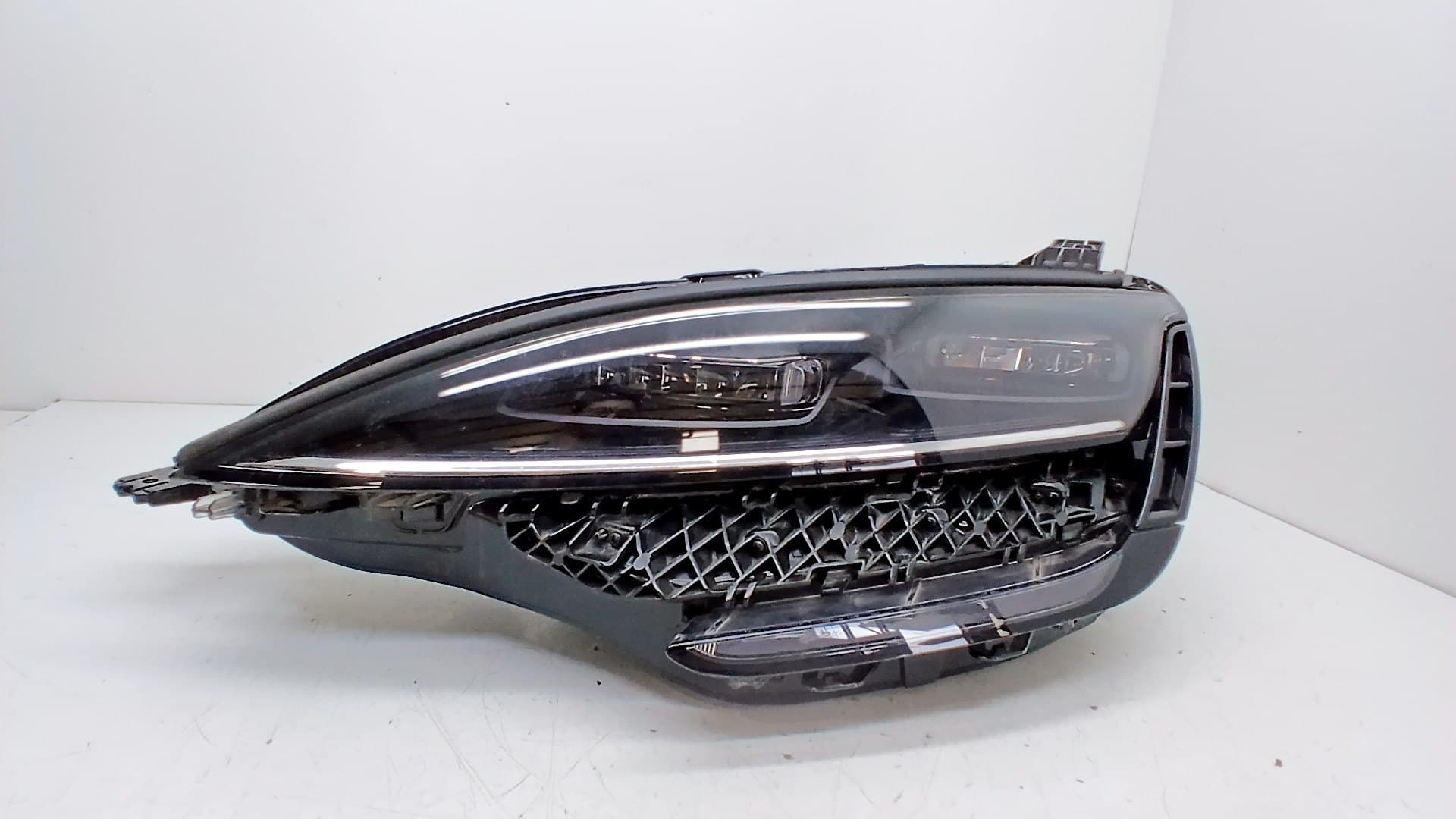 Faro izquierdo BYD SEAL