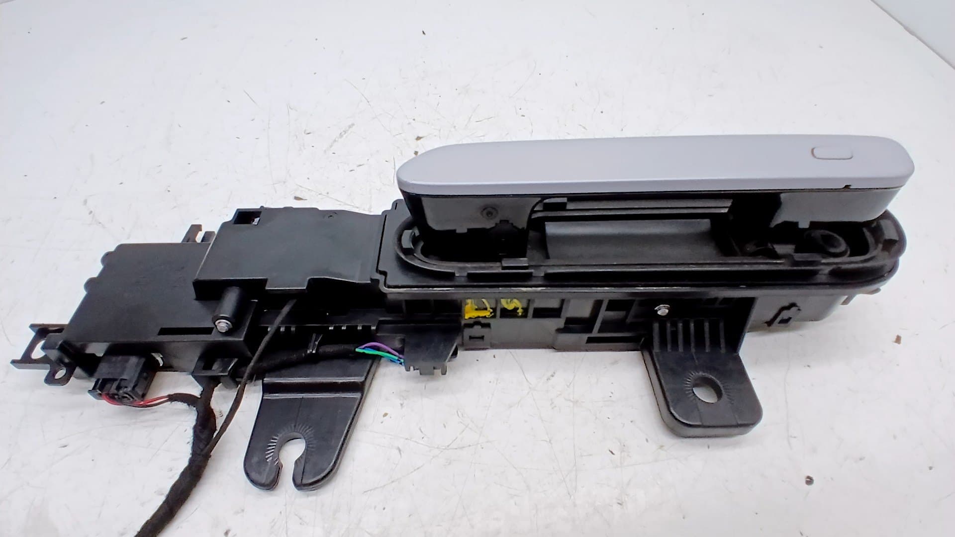 Maneta exterior delantera izquierda BYD SEAL 4