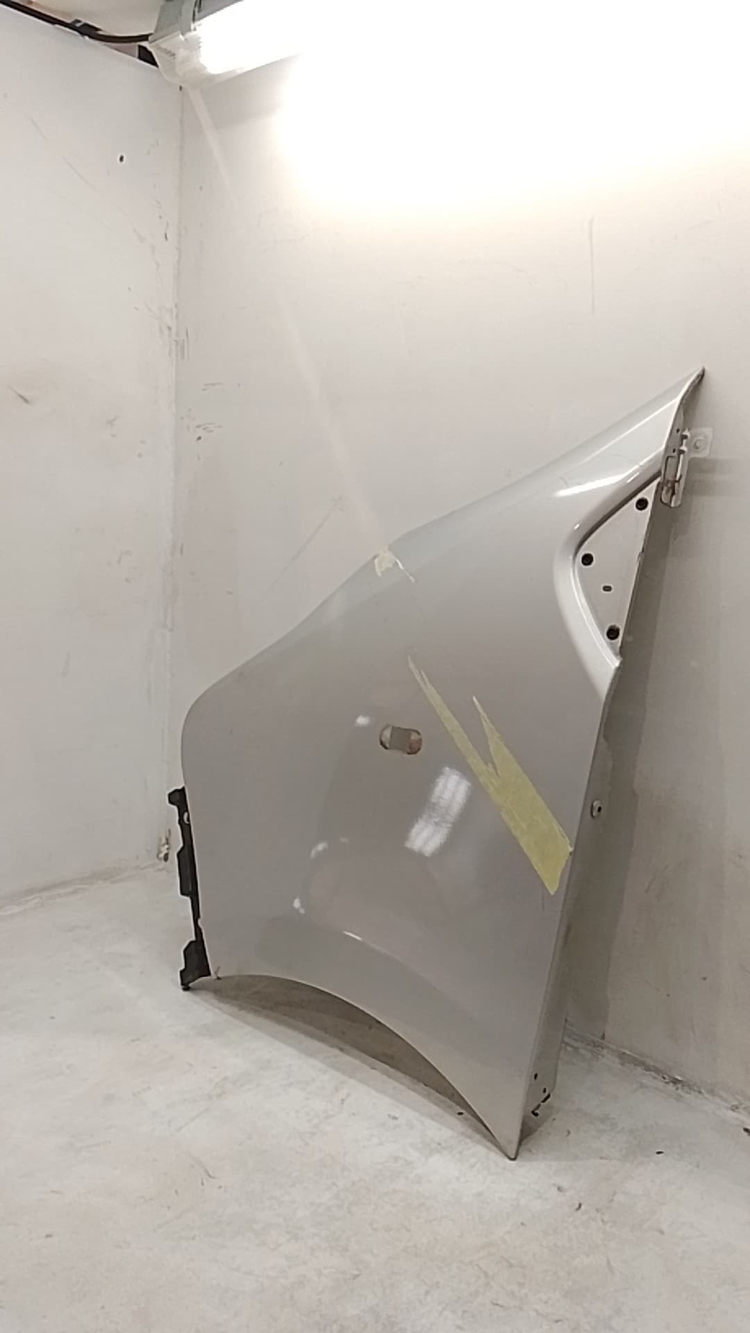 Aleta delantera izquierda OPEL VIVARO COMBI 3