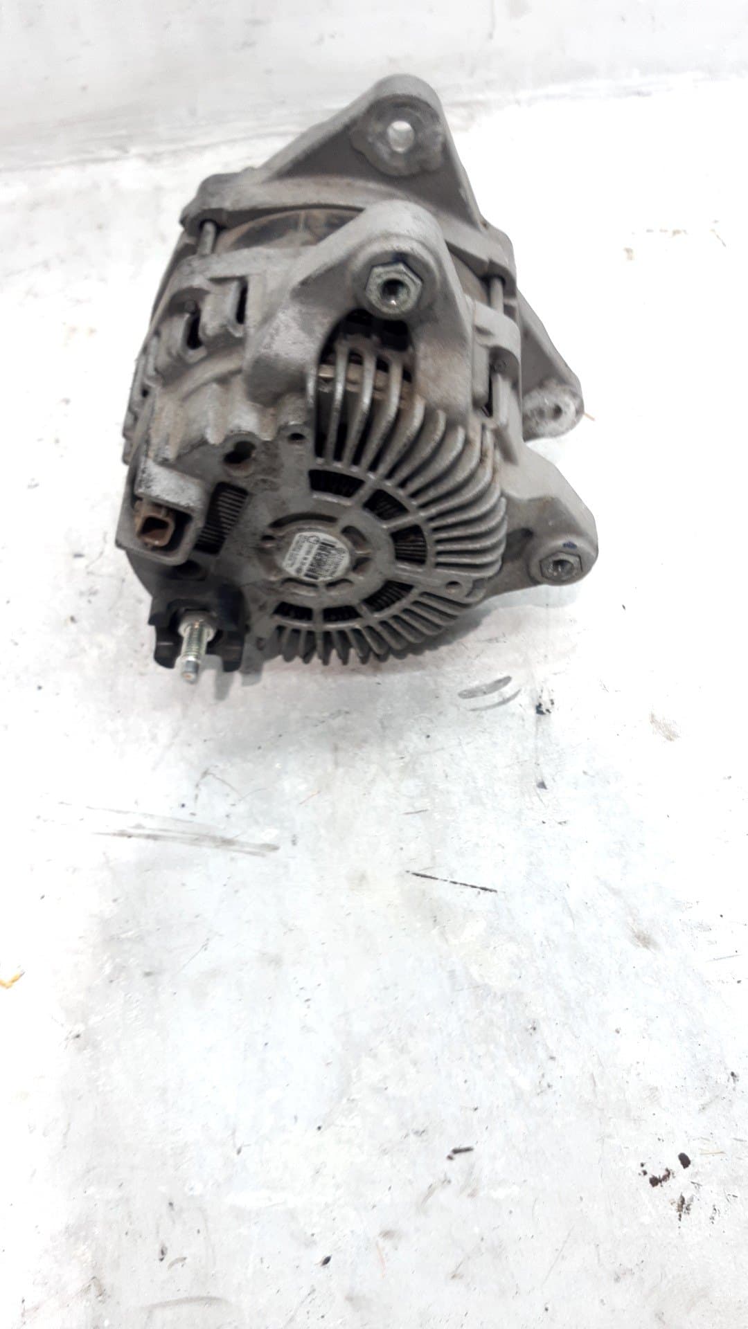 Alternador OPEL VIVARO COMBI 2