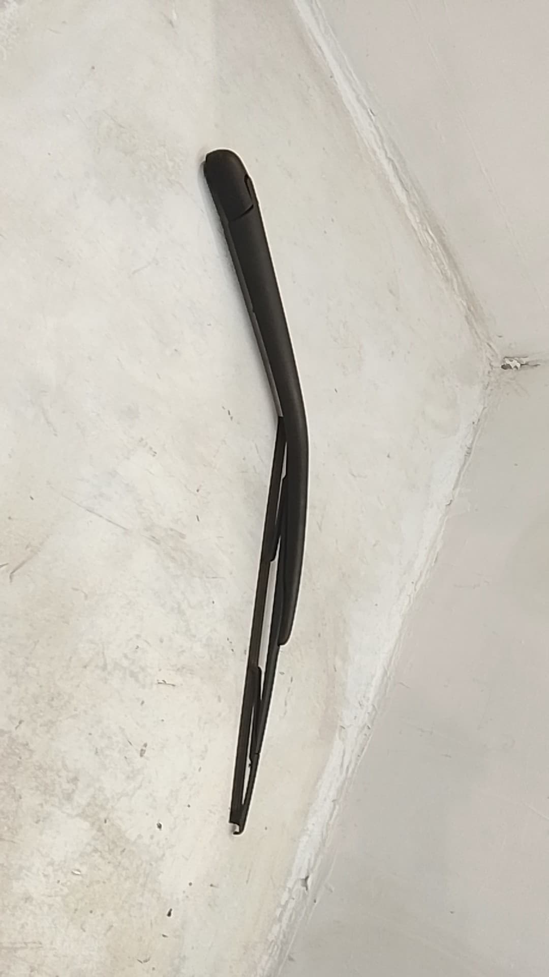 Brazo limpia trasero OPEL VIVARO COMBI 2