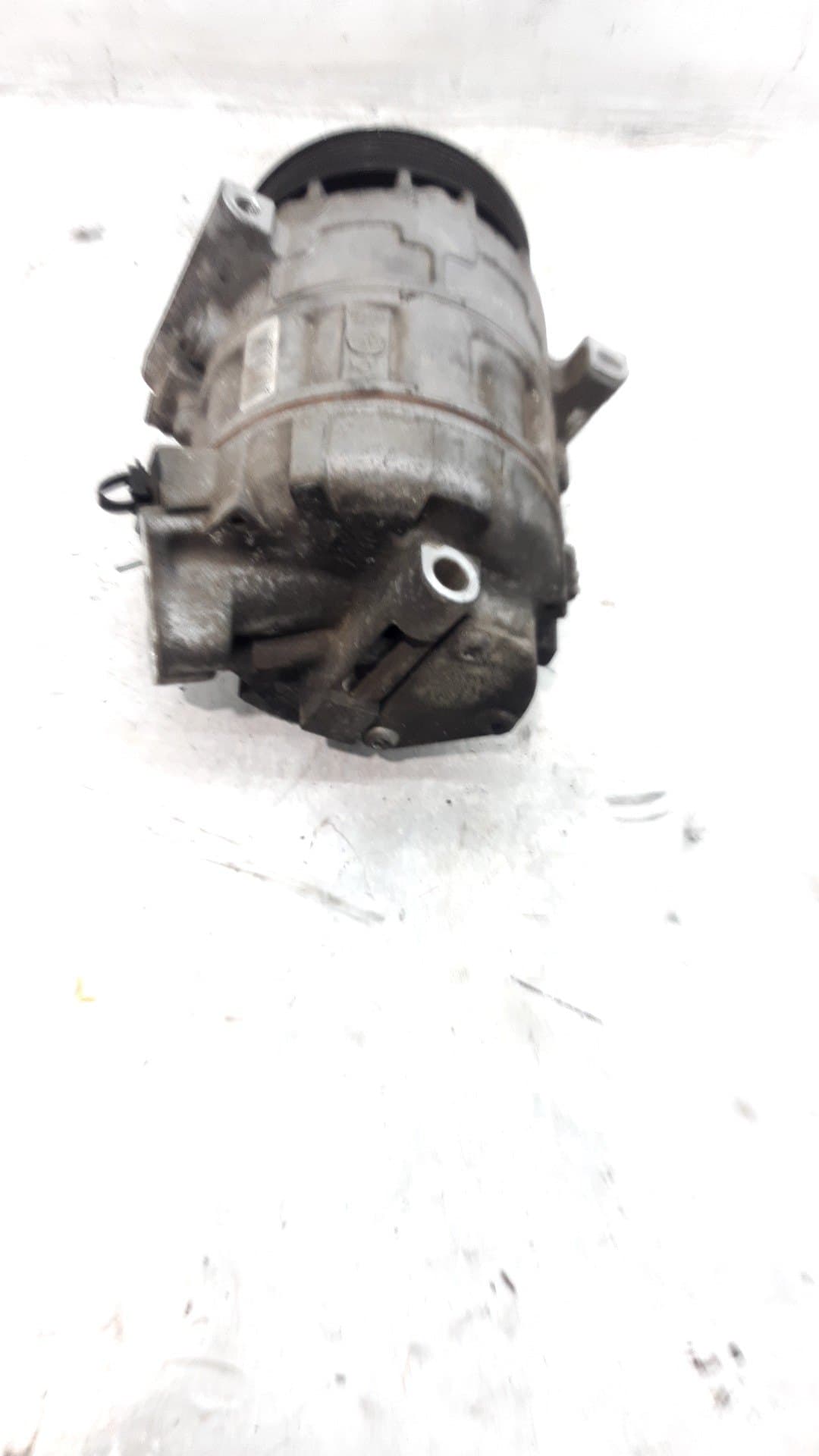 Recambio OPEL VIVARO COMBI ref. 93457456 2