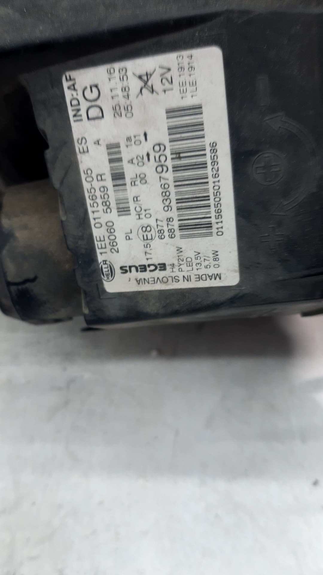 Faro izquierdo OPEL VIVARO COMBI 4