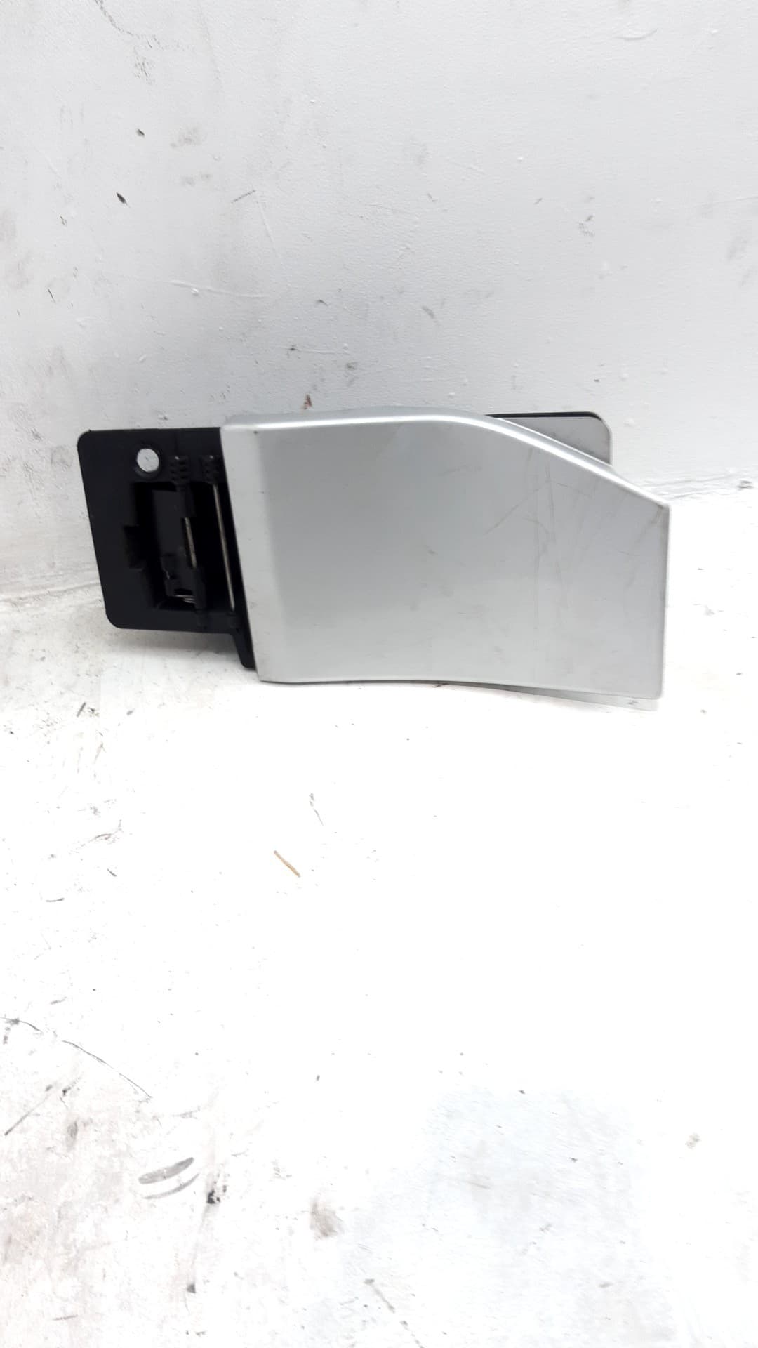 Tapa exterior combustible OPEL VIVARO COMBI