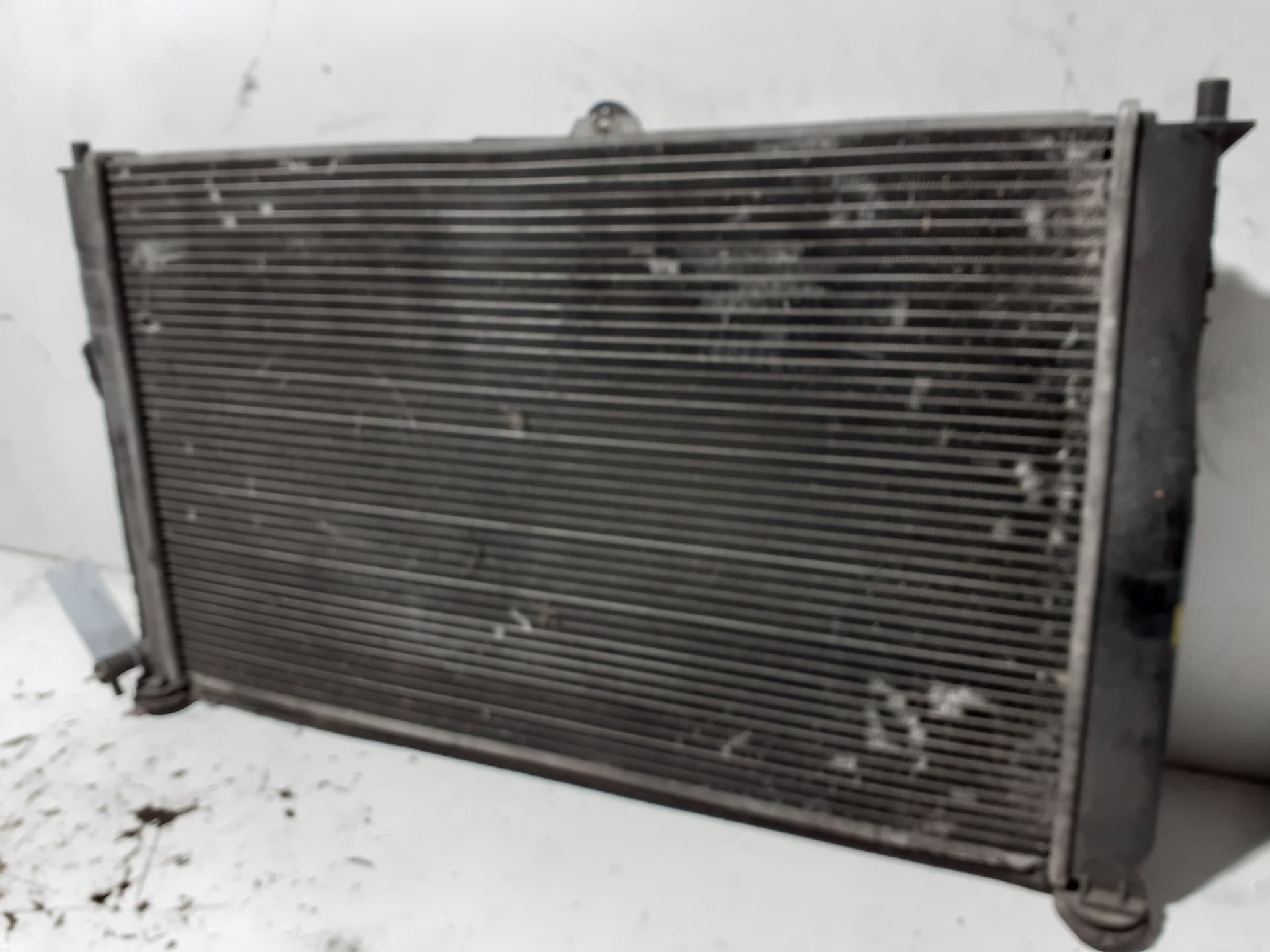 Radiador agua KIA CARNIVAL 3