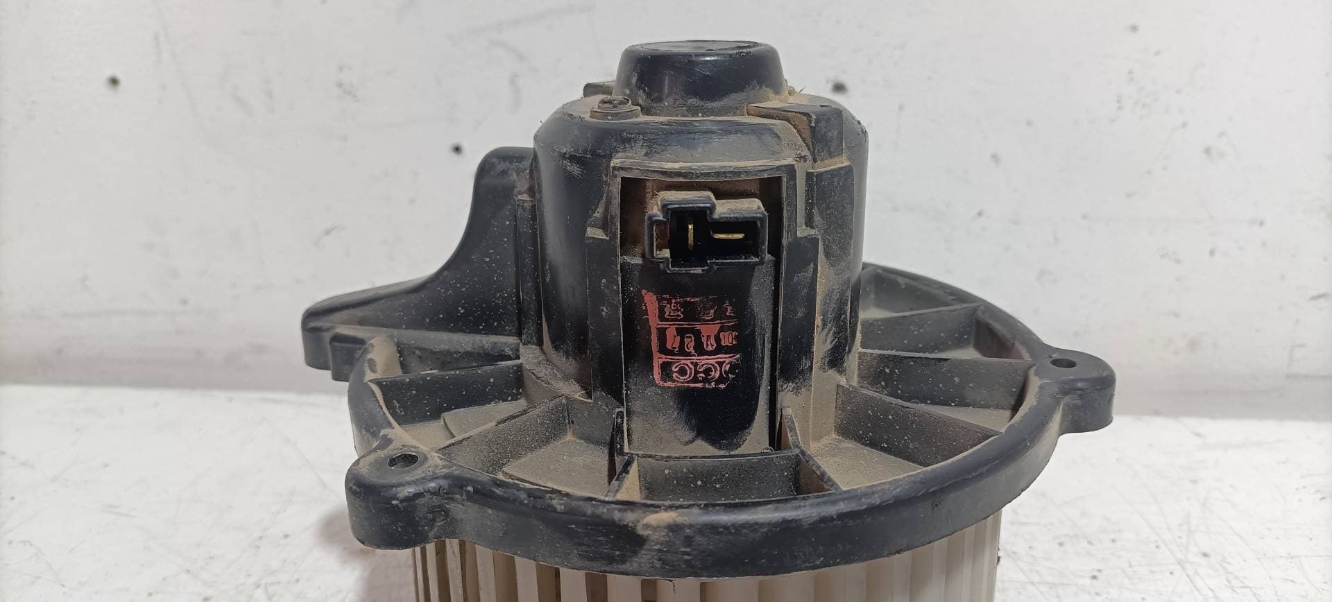 Ventilador calefaccion KIA CARNIVAL 2