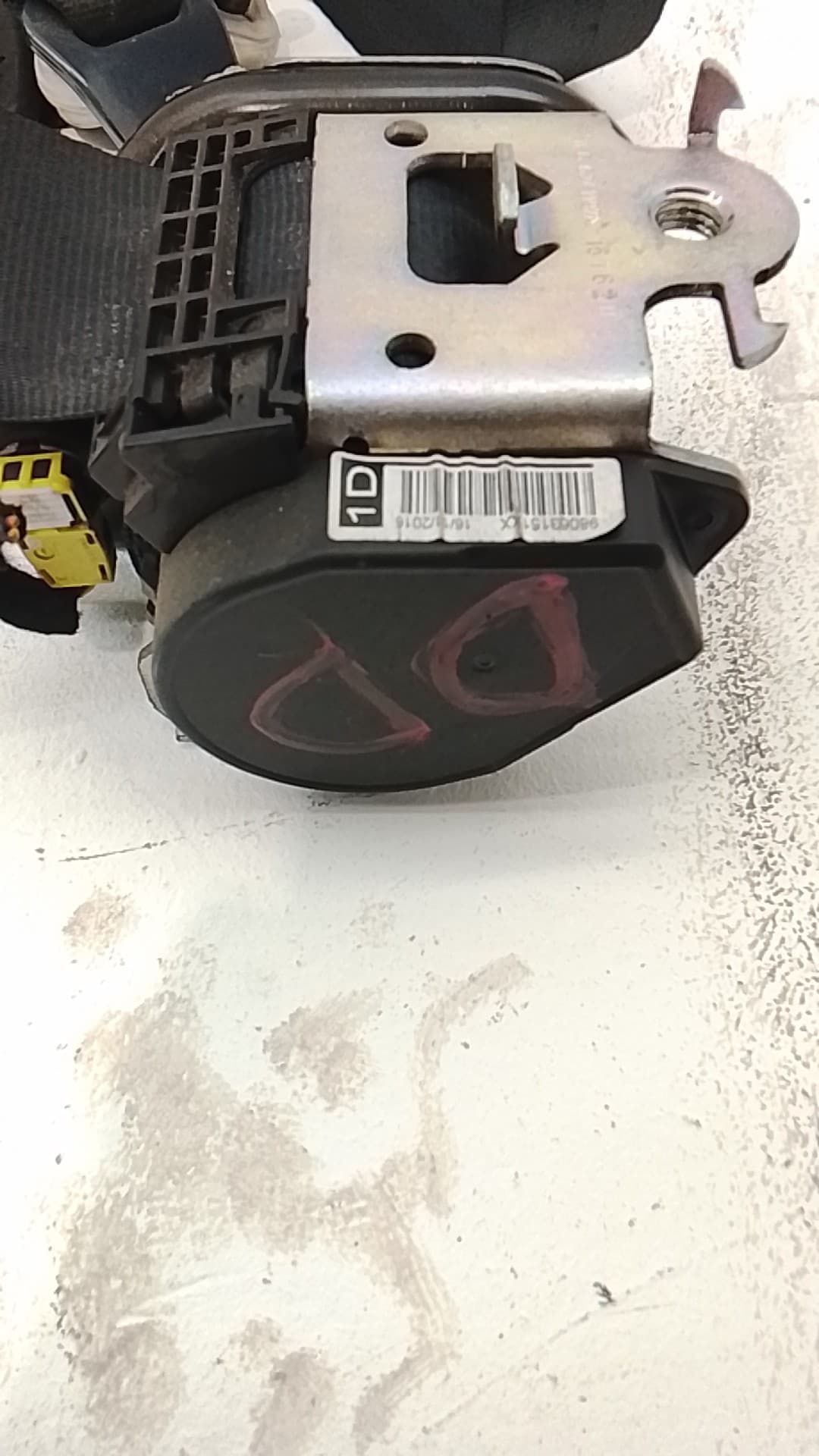 Cinturon seguridad delantero derecho PEUGEOT 208 4