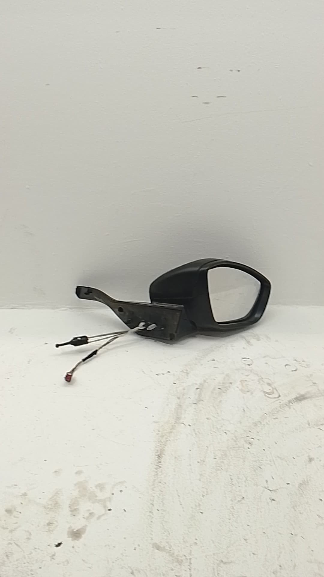 Retrovisor derecho PEUGEOT 208