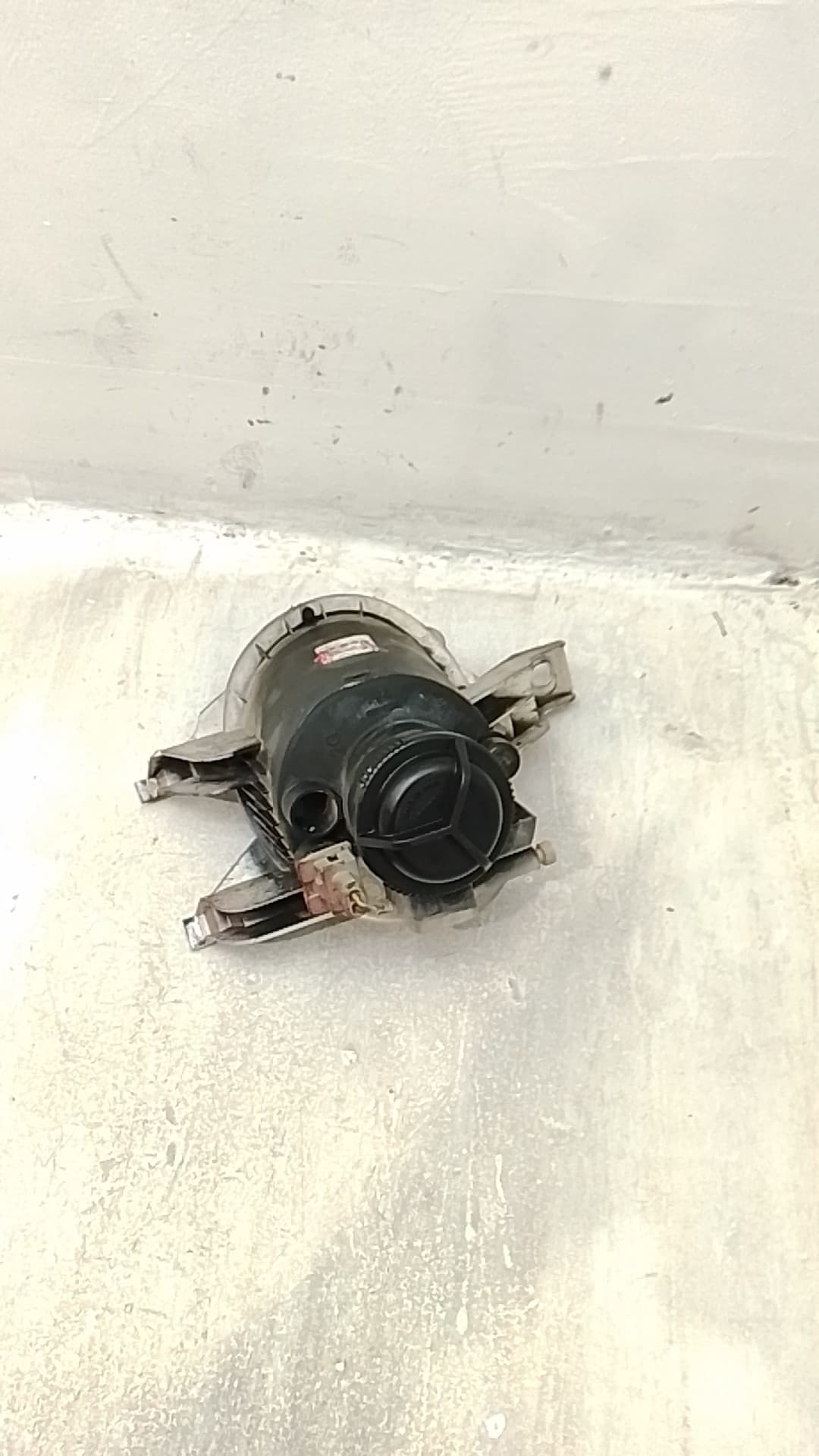 Faro antiniebla izquierdo PEUGEOT 206 BERLINA 3