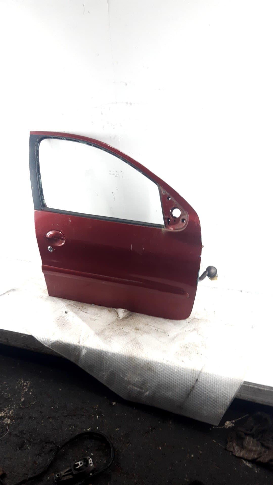Puerta delantera derecha PEUGEOT 206 BERLINA