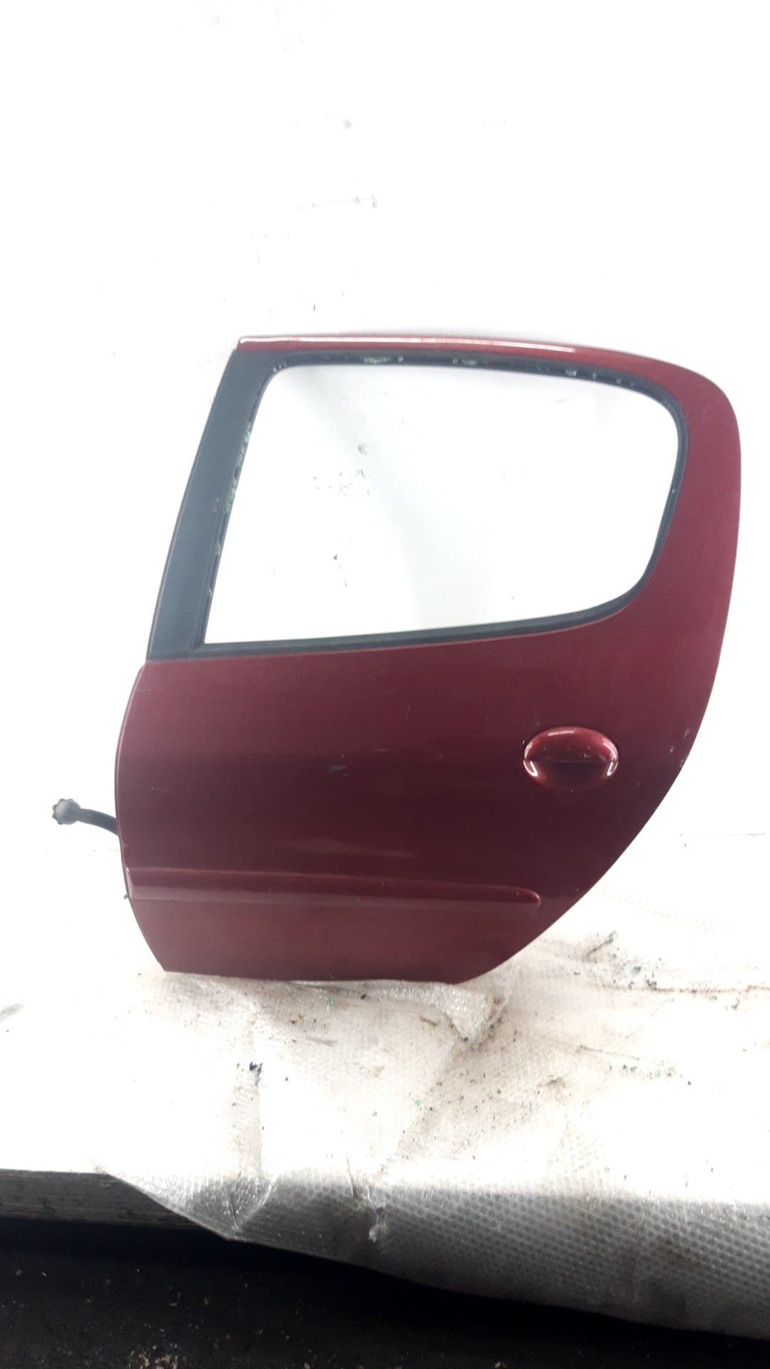Puerta trasera izquierda PEUGEOT 206 BERLINA