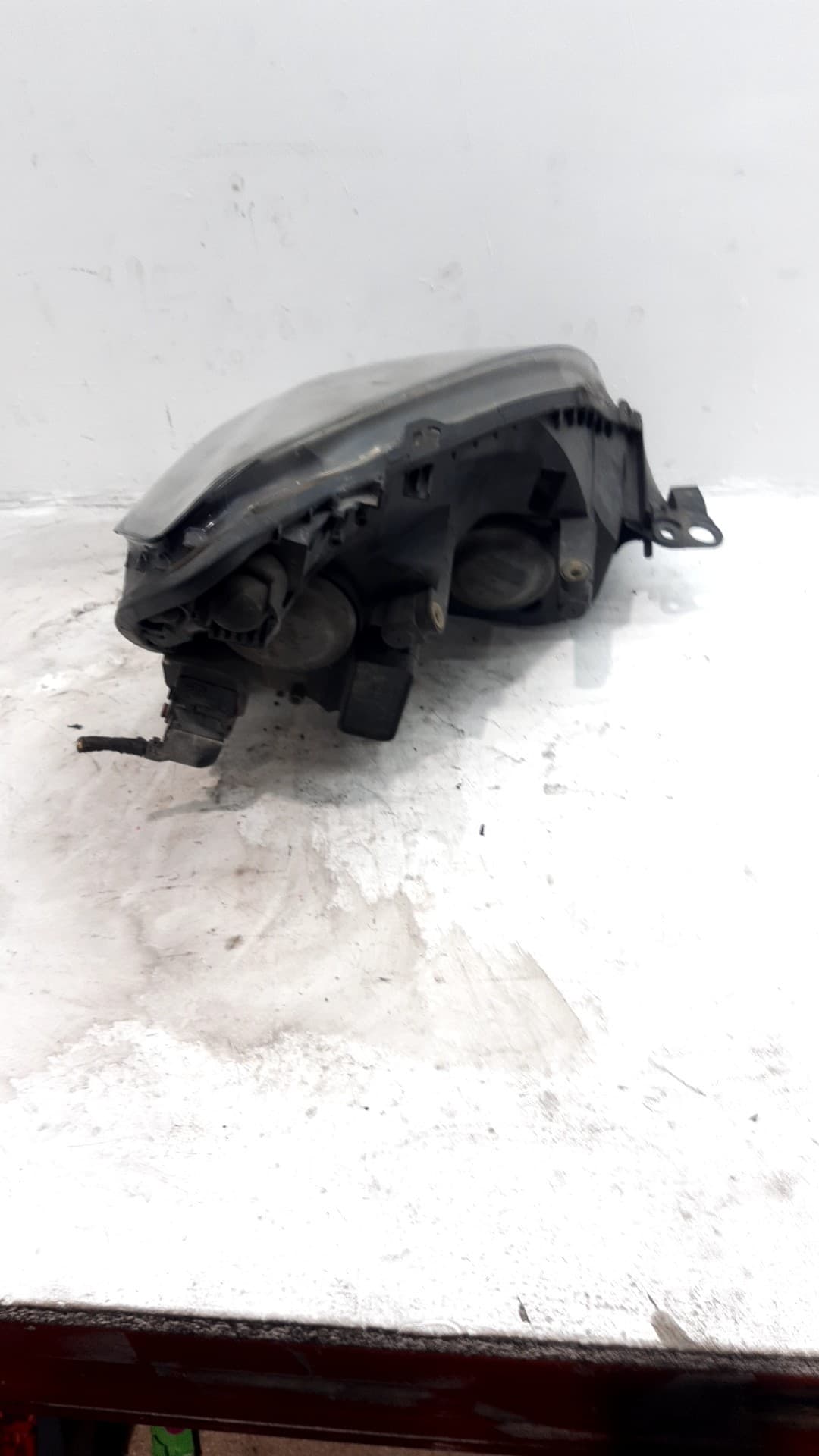 Faro izquierdo OPEL ZAFIRA B 2