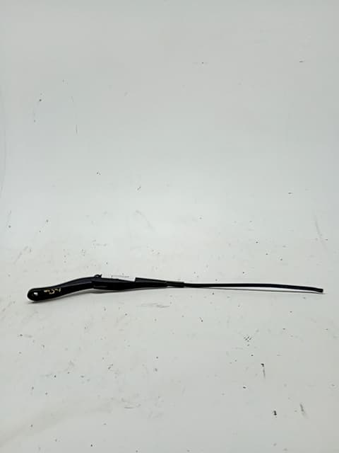 Brazo limpia delantero derecho DACIA DUSTER 4