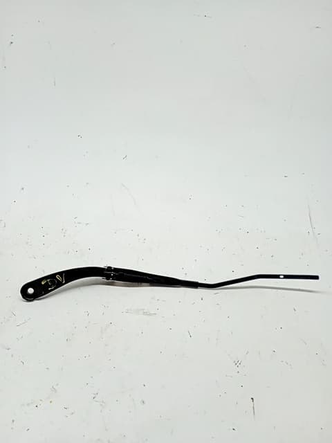 Brazo limpia delantero derecho DACIA DUSTER 2