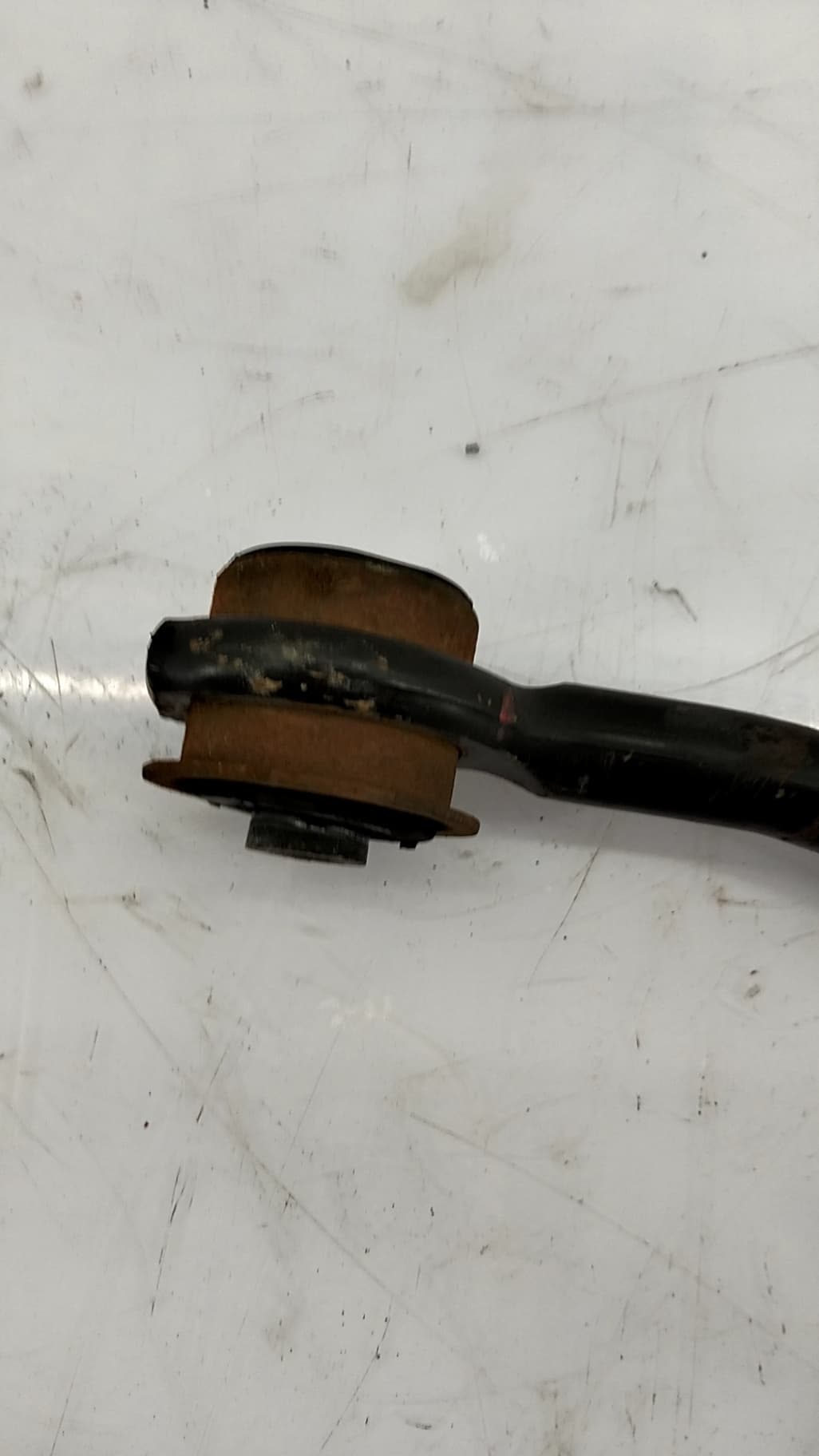 Brazo suspension superior delantero izquierdo JEEP GRAND CHEROKEE III (WH, WK) 4