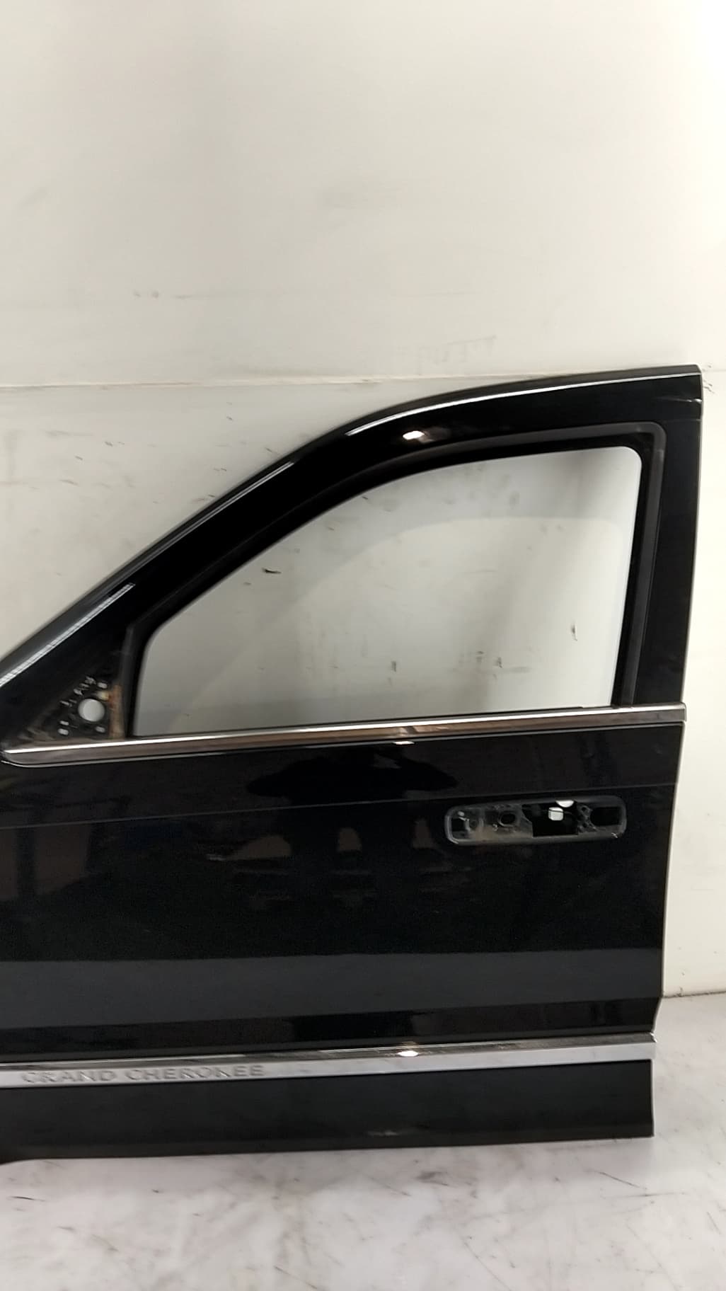 Puerta delantera izquierda JEEP GRAND CHEROKEE III (WH, WK) 4