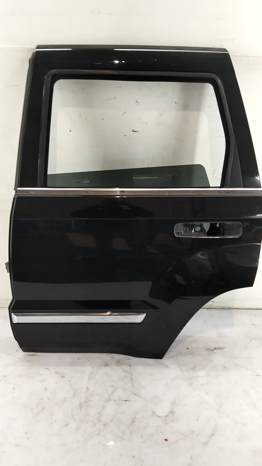 Puerta trasera izquierda JEEP GRAND CHEROKEE III (WH, WK)
