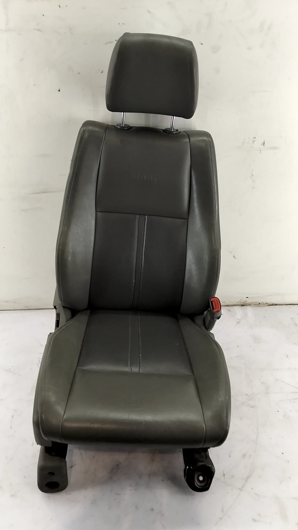 Asiento delantero derecho JEEP GRAND CHEROKEE III (WH, WK)