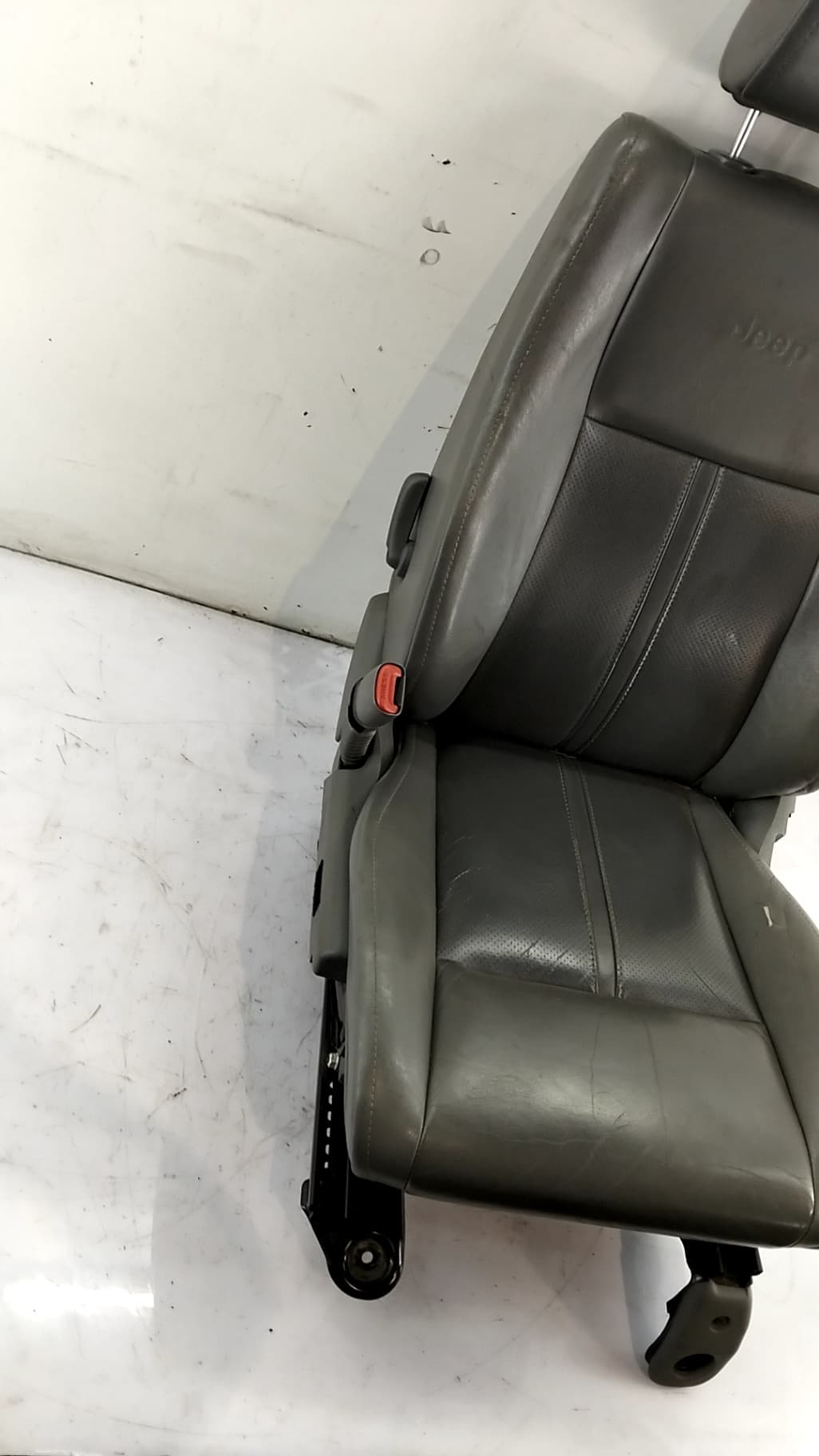 Asiento delantero izquierdo JEEP GRAND CHEROKEE III (WH, WK) 4