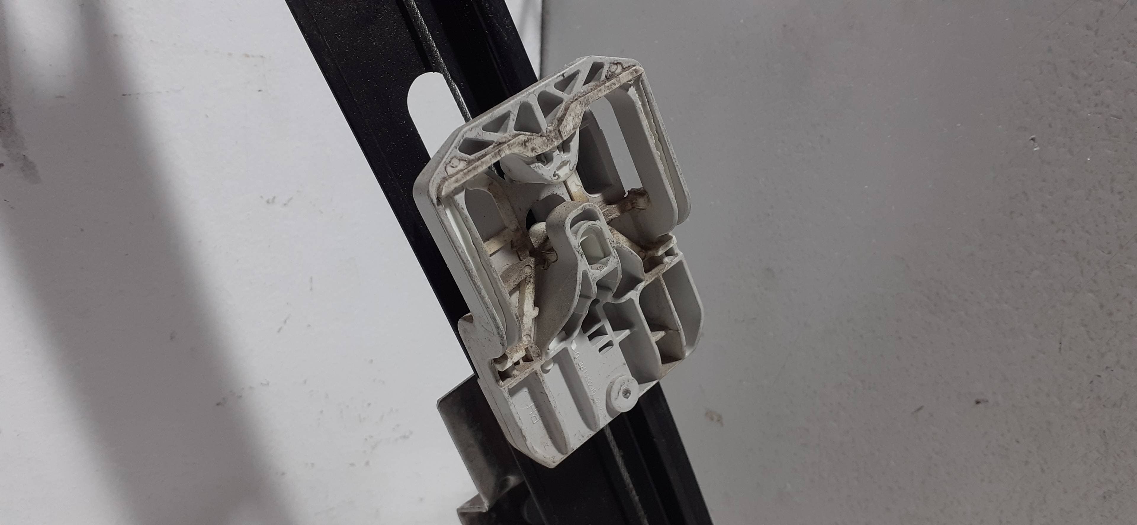 Elevalunas delantero derecho SEAT LEON (5F1) 4