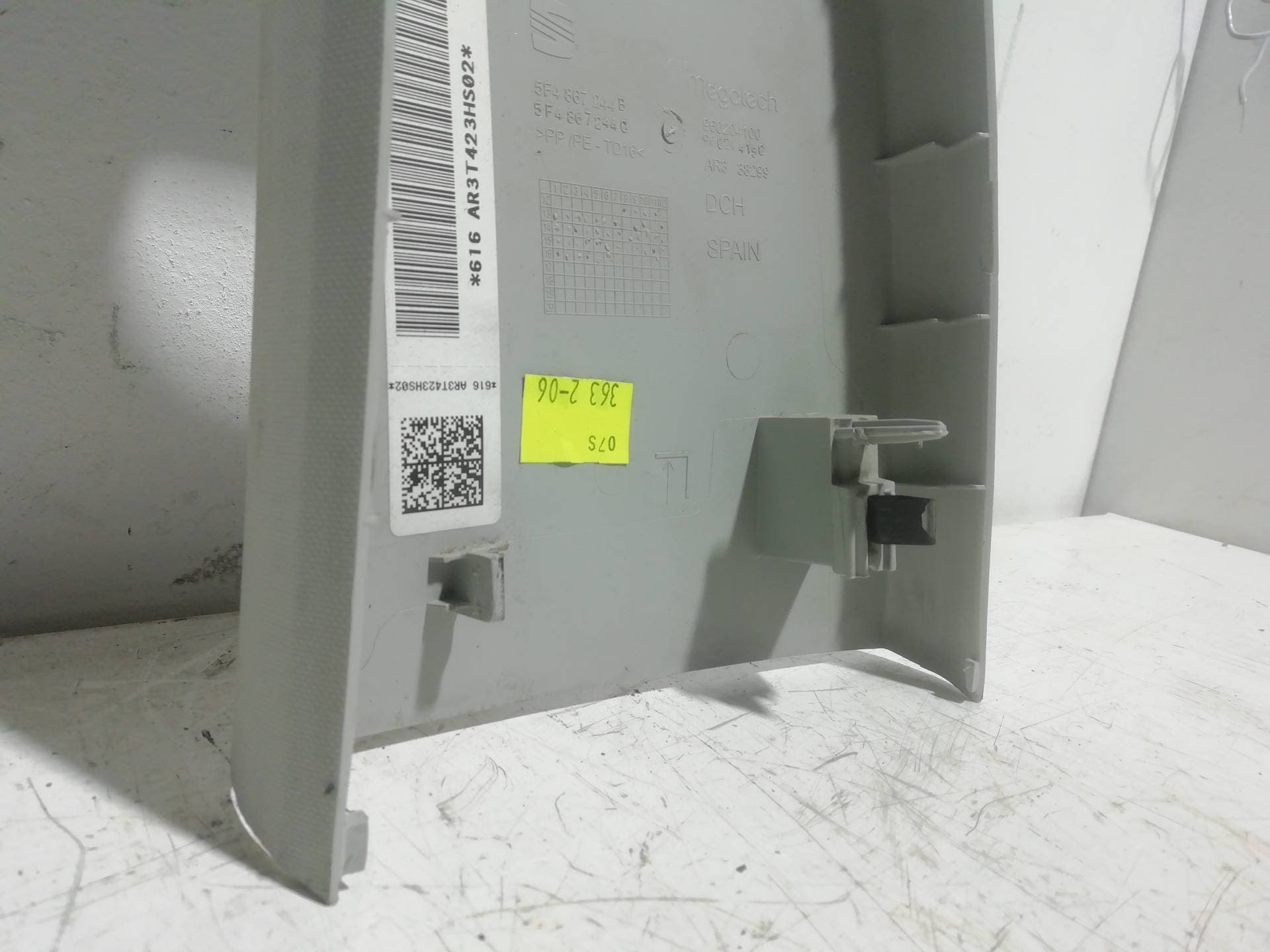 Juego tapizados / cartoneras SEAT LEON (5F1) 3