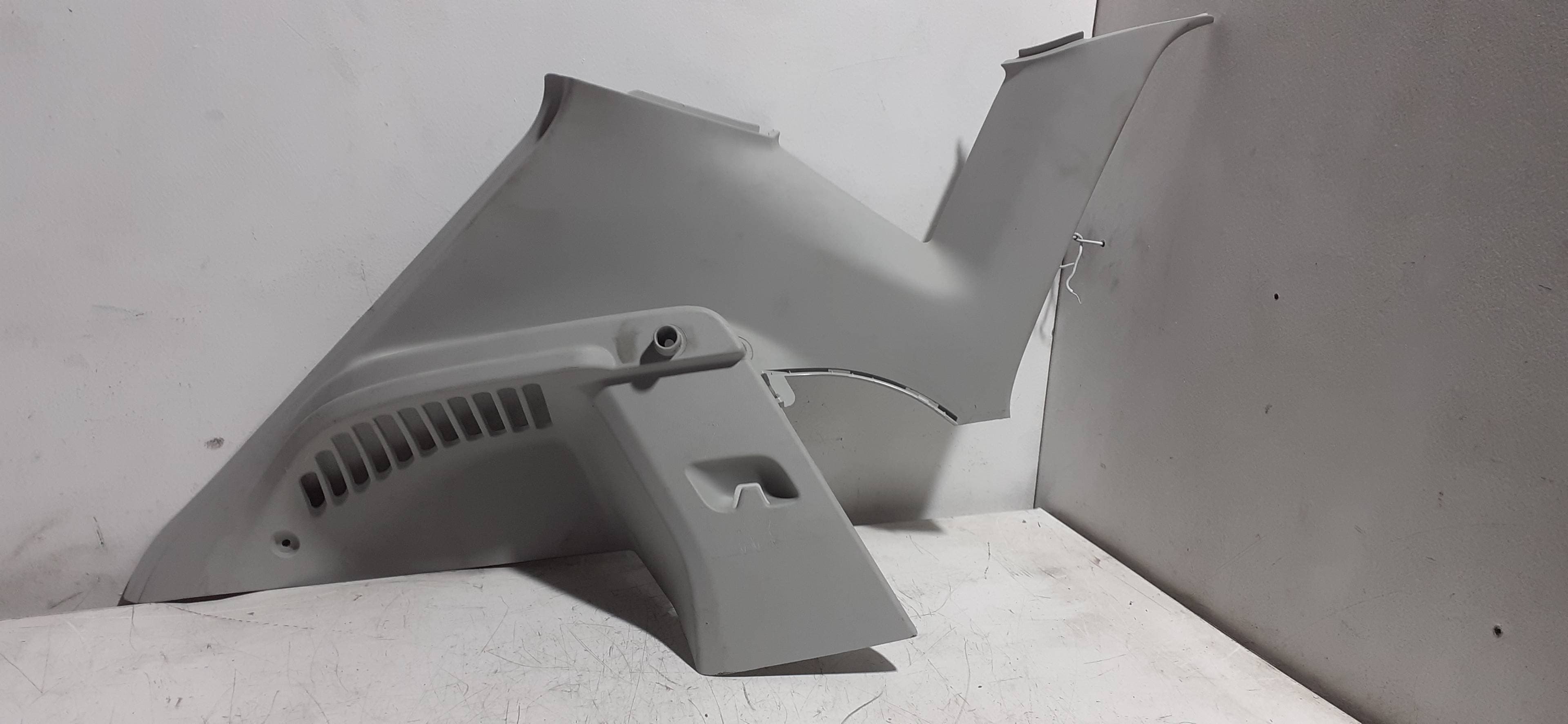 Plastico SEAT LEON (5F1)